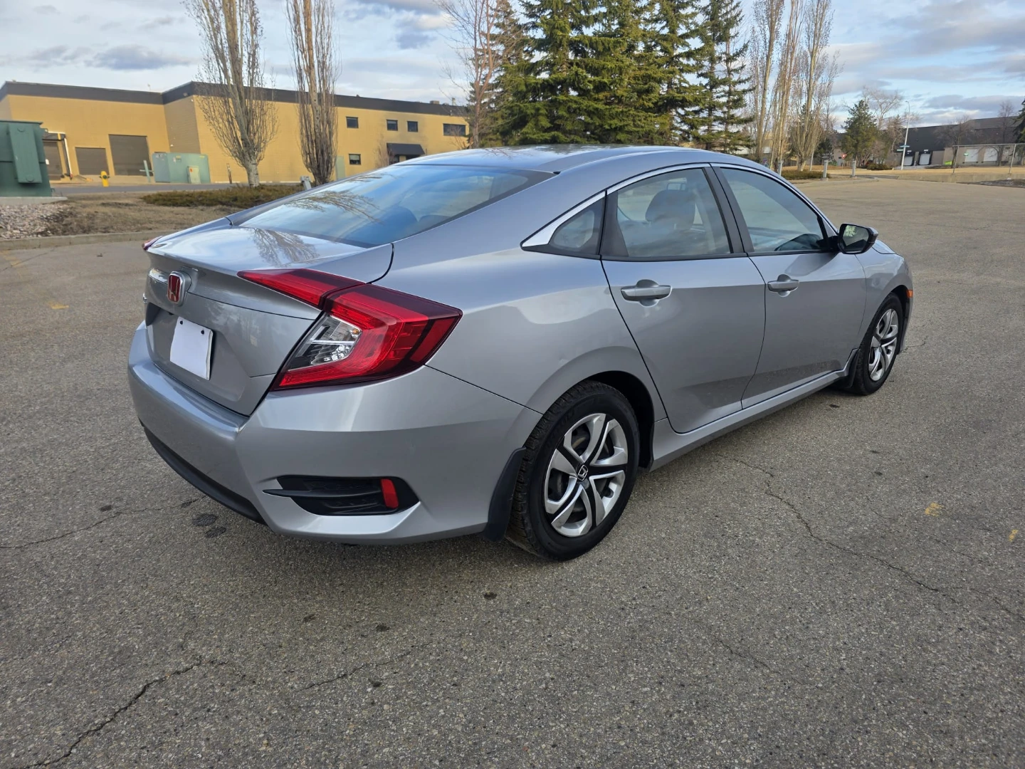 Silver Honda Civic Sedan - photo 4