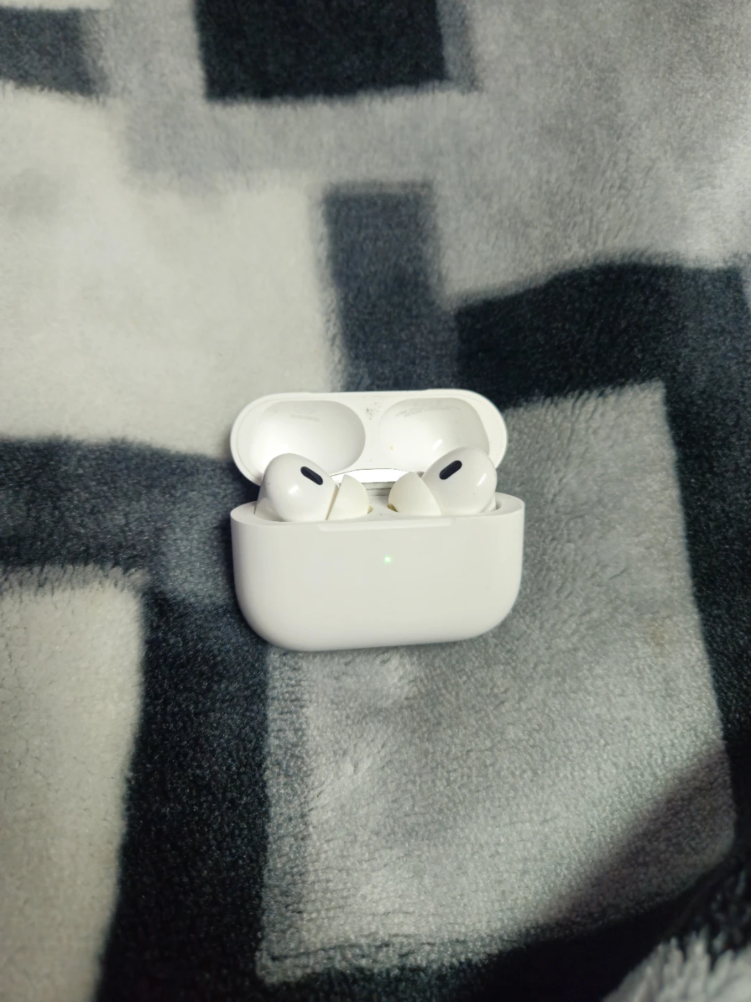 Apple AirPods Pro 2