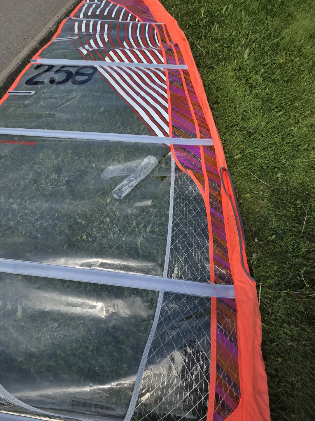 Used Gaastra Hellcat 6.2 Windsurf Sail - photo 2