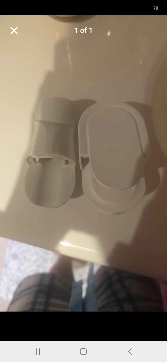 Frebreeze & air wick wall plug in