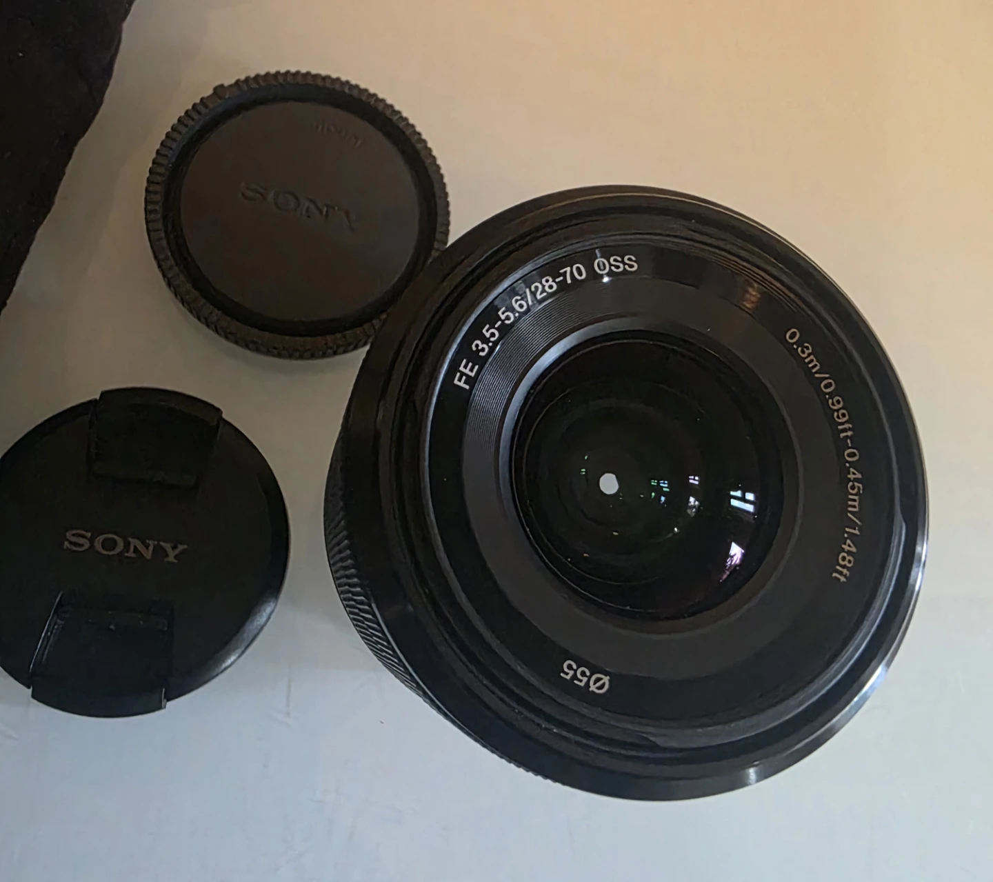 Sony FE 28-70mm f/3.5-5.6 OSS Lens - E-Mount Full Frame - photo 2