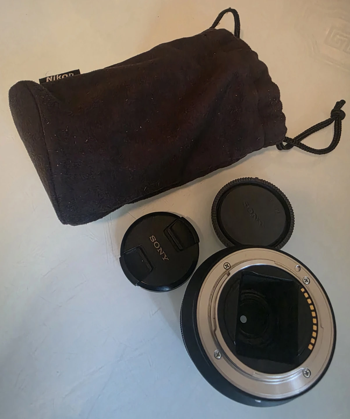 Sony FE 28-70mm f/3.5-5.6 OSS Lens - E-Mount Full Frame - photo 4