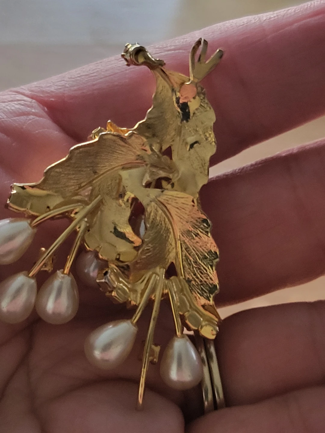 Vintage Gold tone leaf & pearl Pendant - photo 5