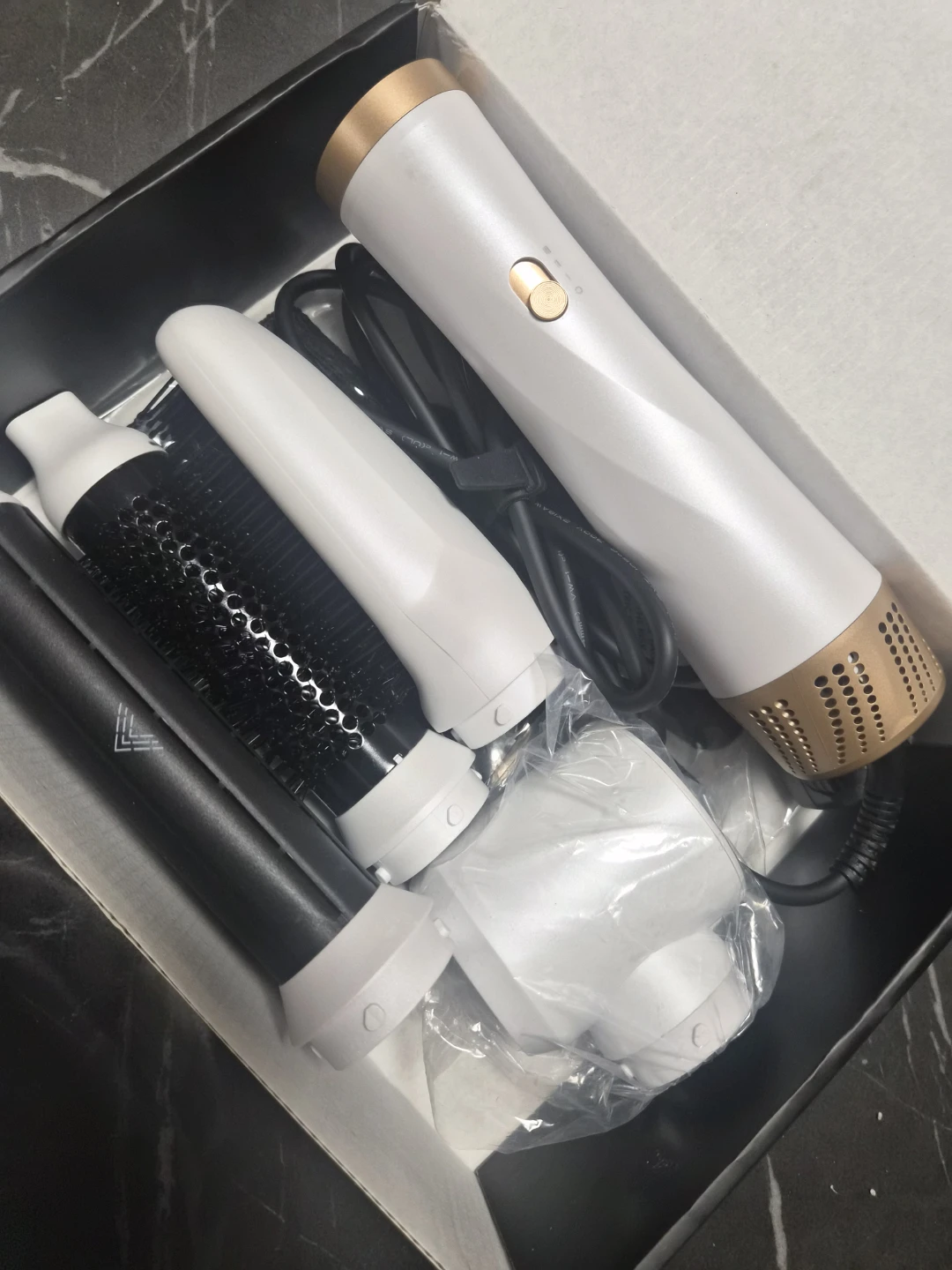 5-in-1 Air Styler with Multiple Attachments (white) - photo 2
