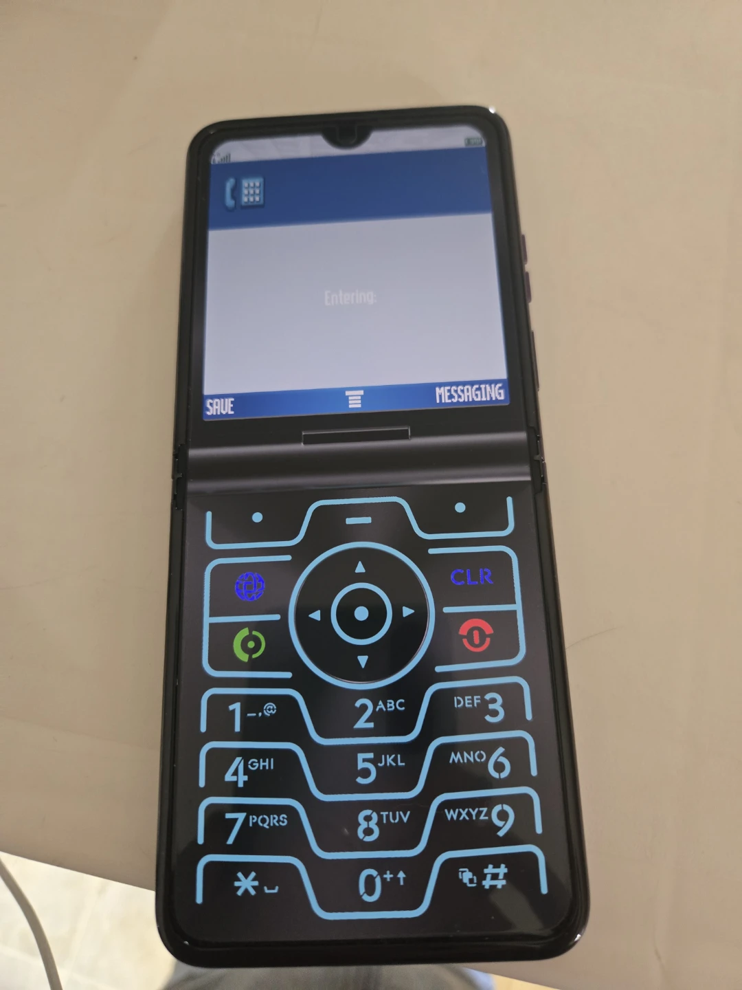 Motorola Razr 2023 Flip Phone Purple 128GB - photo 4