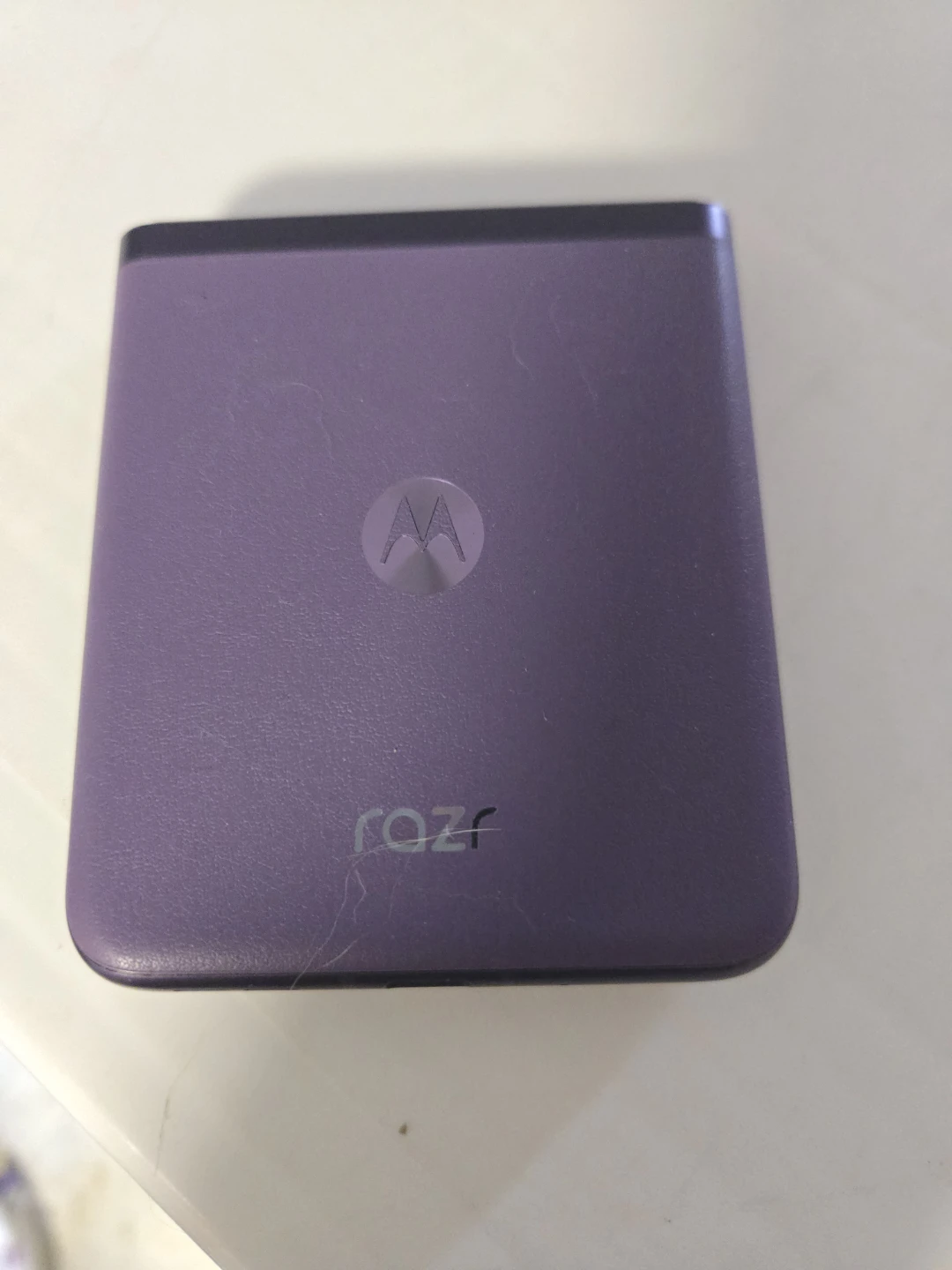 Motorola Razr 2023 Flip Phone Purple 128GB - photo 5