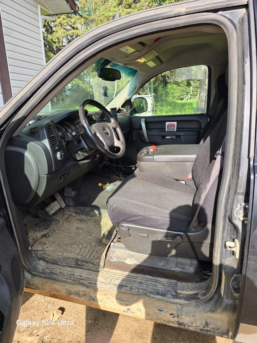 GMC Sierra Pickup Truck - photo 4