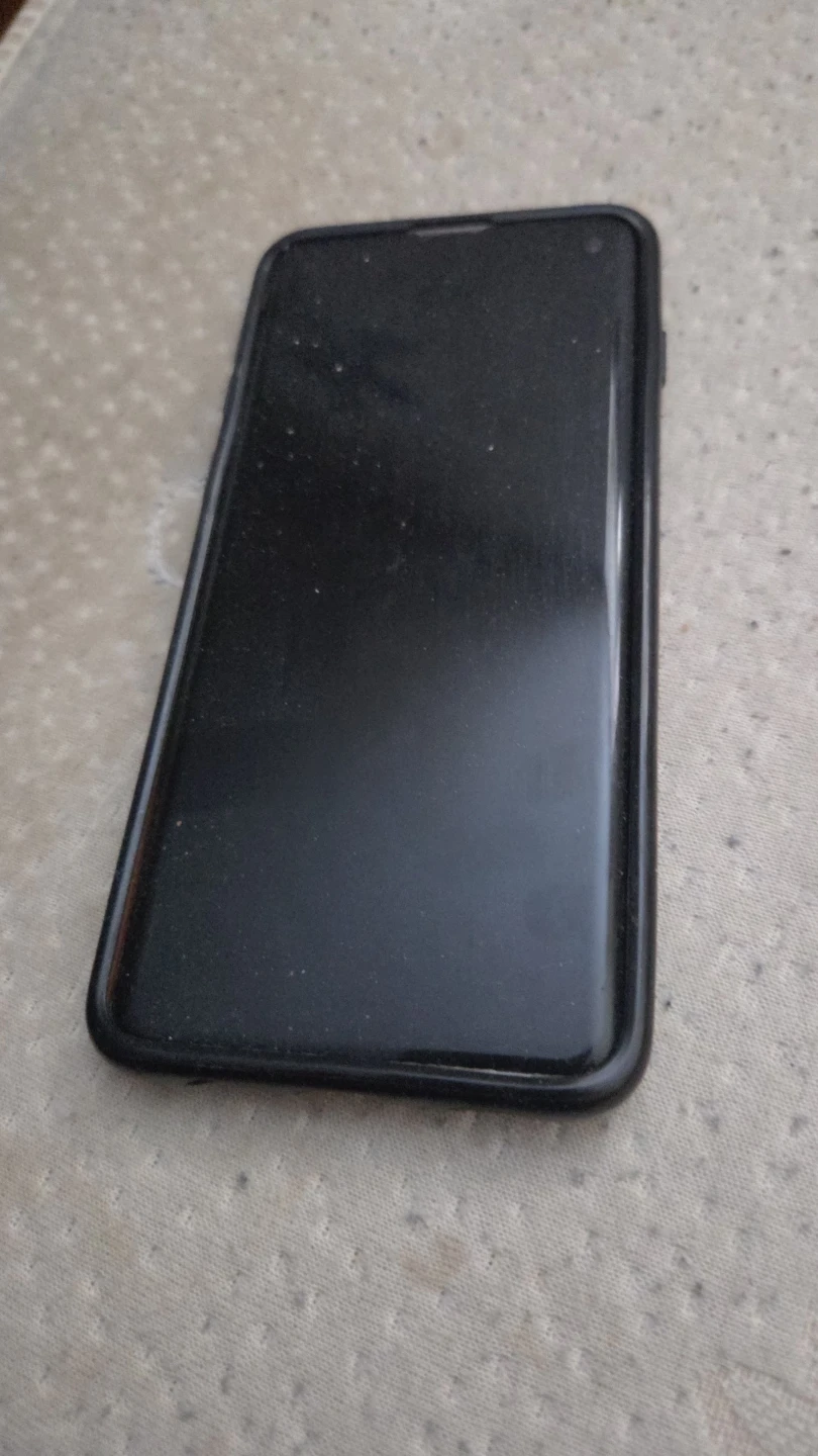 Black Samsung Galaxy S10 Phone