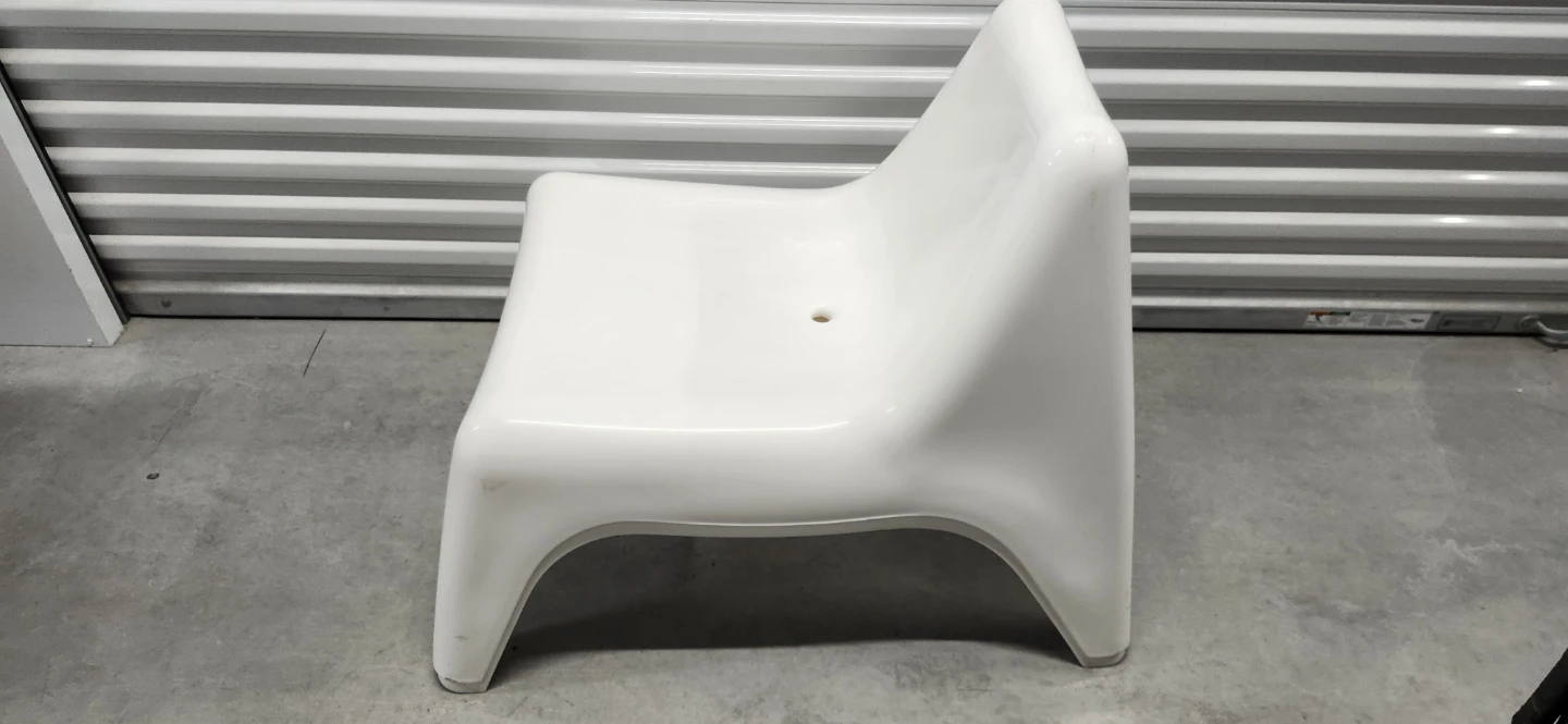 2 outdoor ikea plastic chairs with aluminum table - photo 3