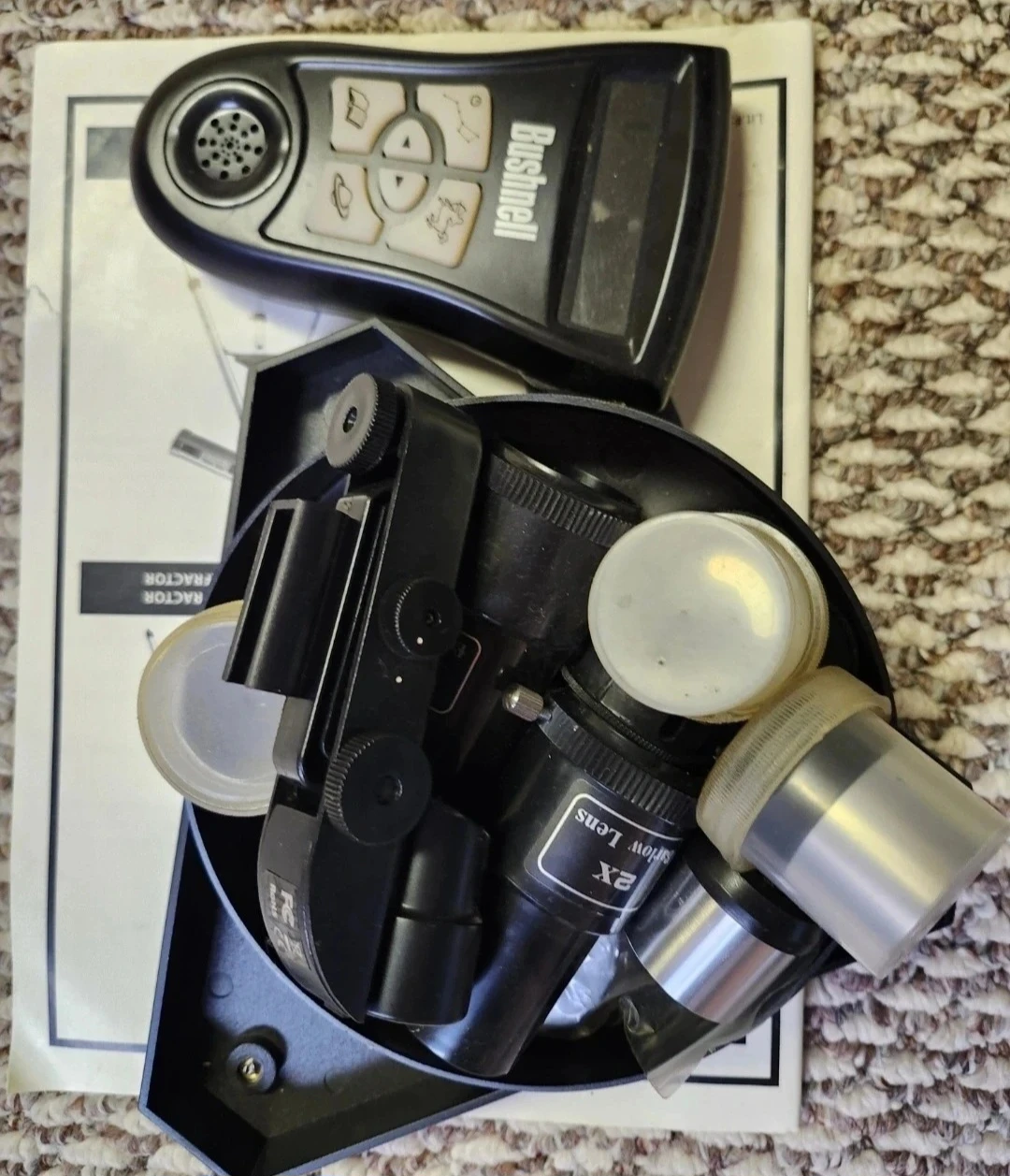 Bushnell Telescope with Tripod and Accessories - photo 3