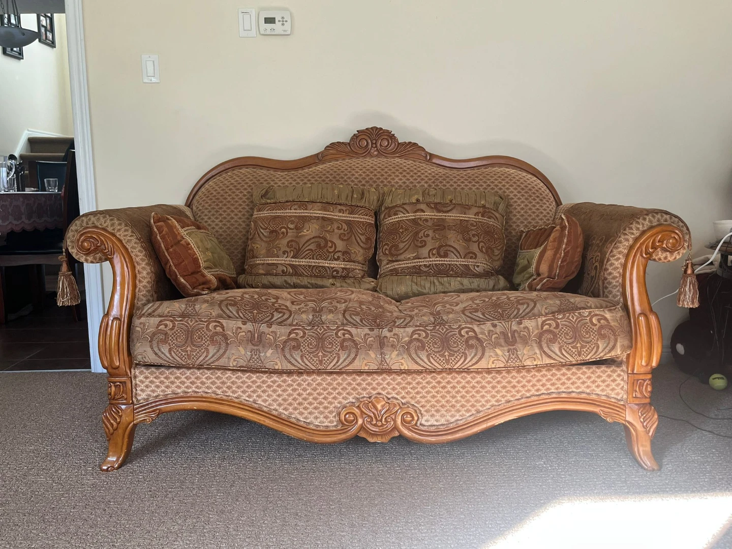 Vintage Style Sofa and Armchair and  Table set