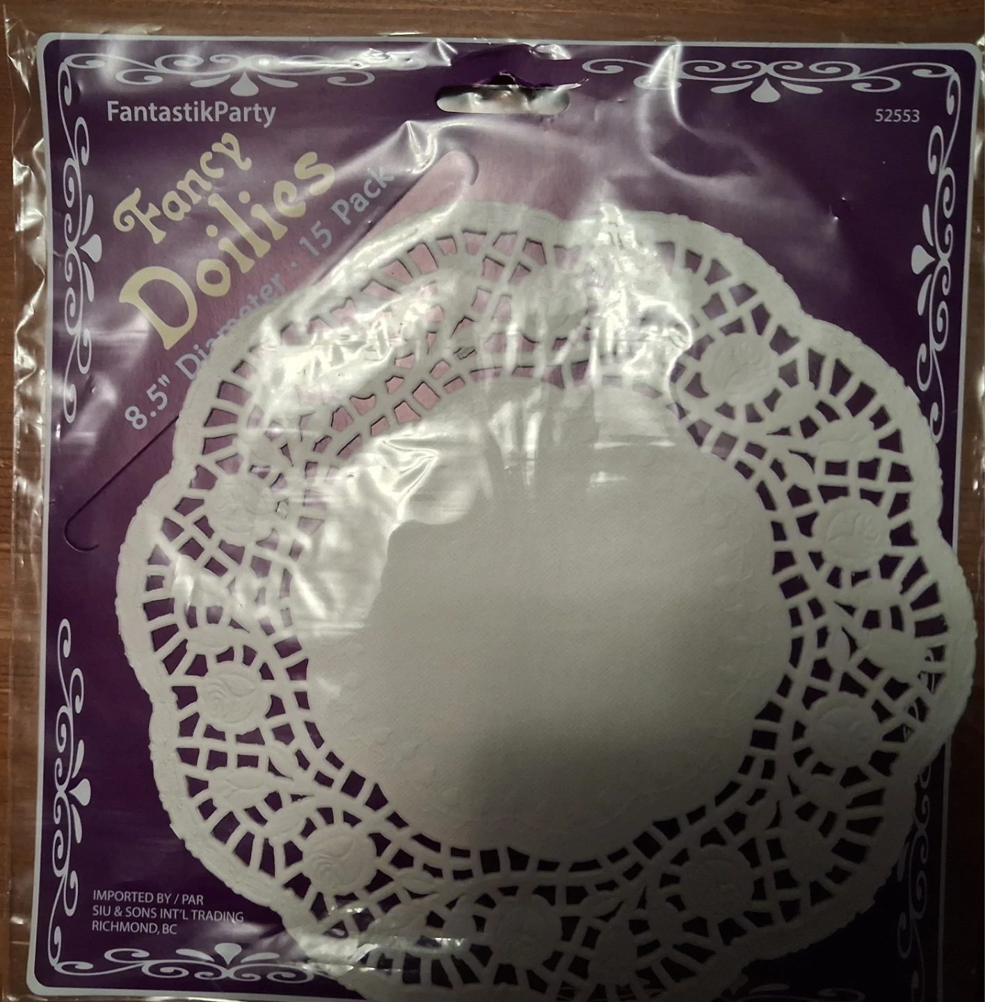 FantastikParty Fancy Doilies - 8.5" Diameter, 15 Pack