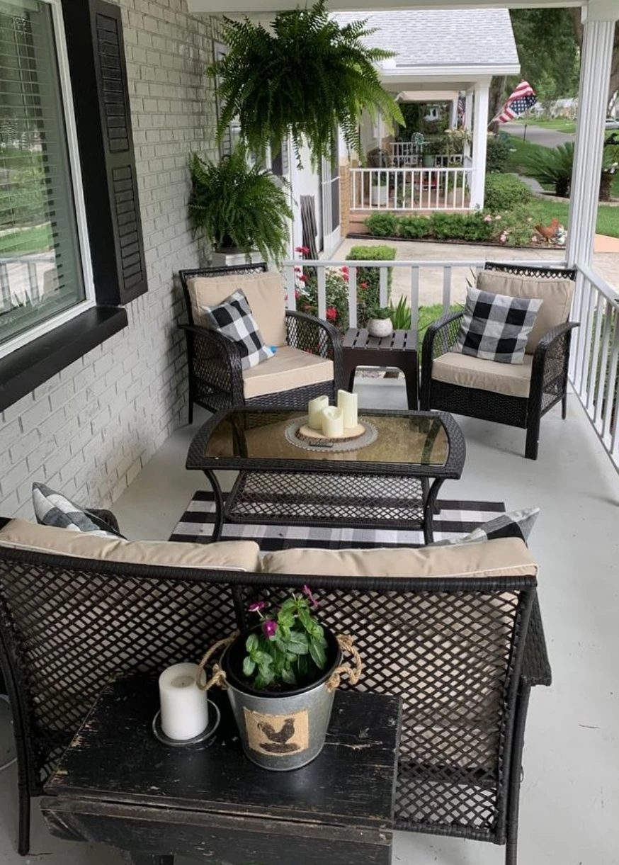 Patio set no cushions