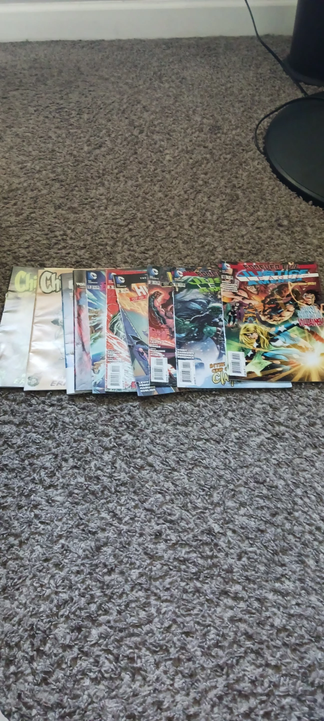 Lot of Sports Trading Cards and DC Comics - photo 2