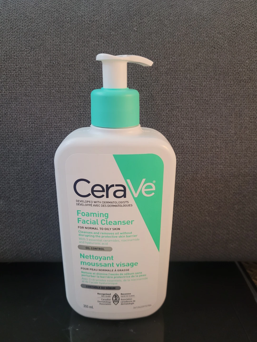 CeraVe Foaming Facial Cleanser for Normal to Oily Skin 355ml