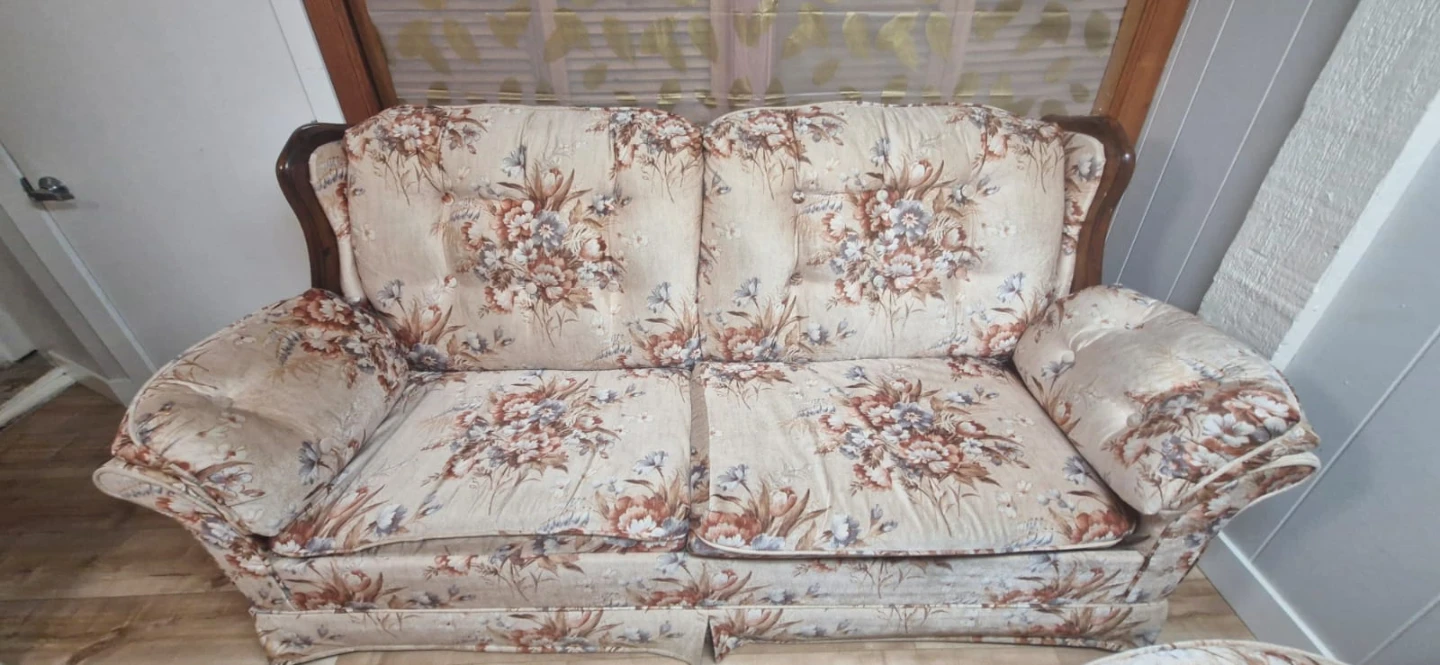 Floral Print Sofa Bed - photo 3