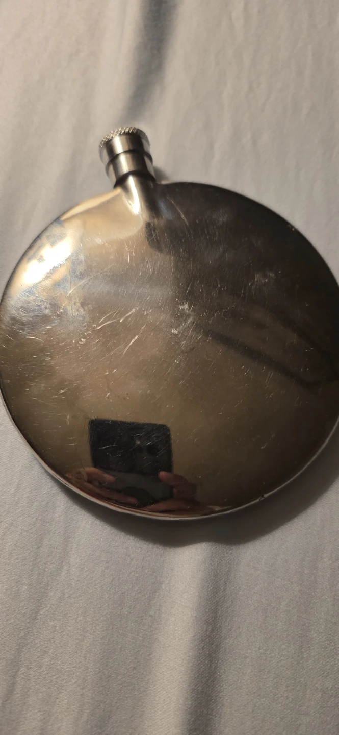Sleek Hip Flask - photo 2