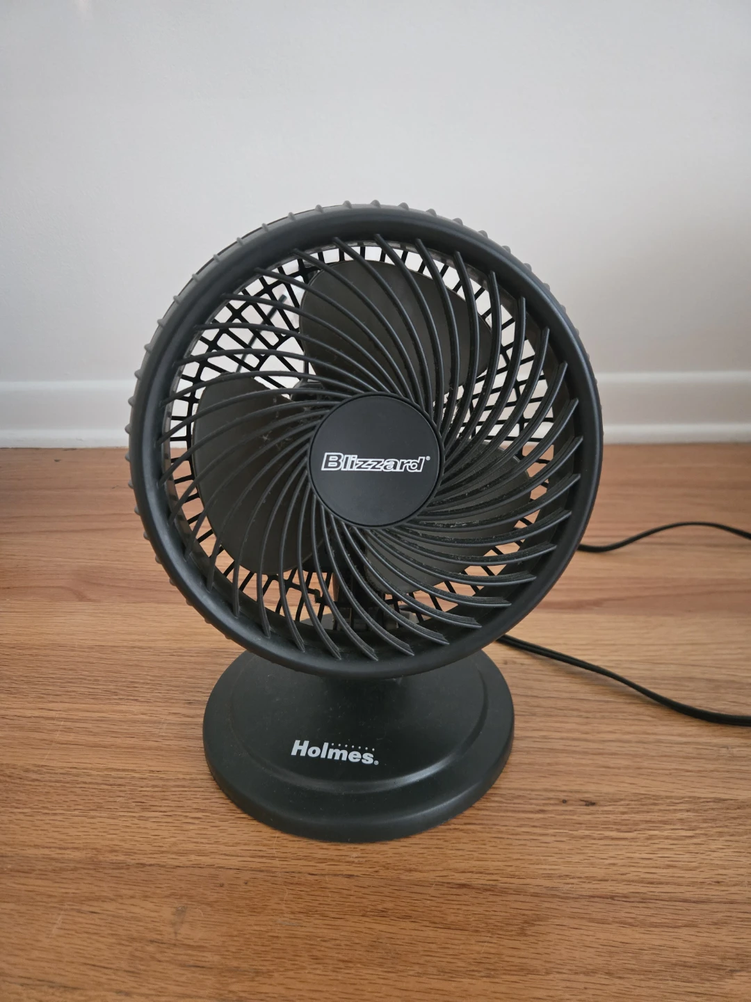 Oscillating Desk Fan