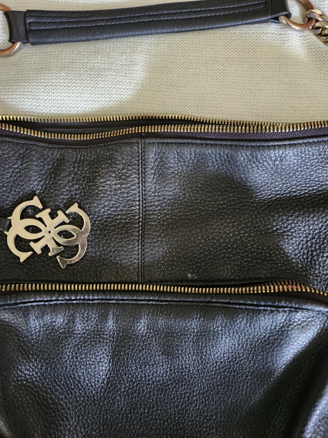 Black Leather Guess Hobo Bag with Gold Chain Accents - photo 3