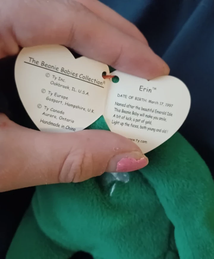 Ty Beanie Baby Erin Bear - March 17, 1997 - photo 2