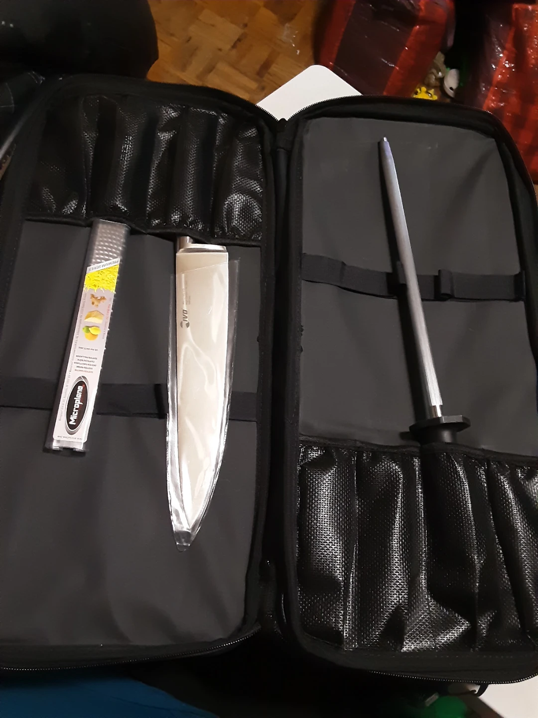 Barilla Knife Roll Bag with Assorted Knives and Sharpening Steel - photo 3