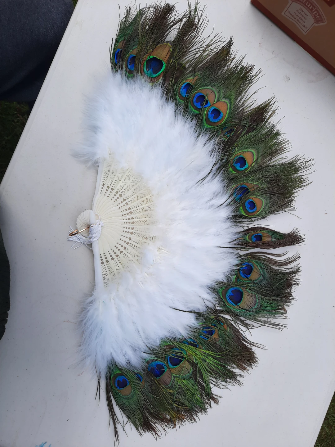 Peacock hand fans - photo 3