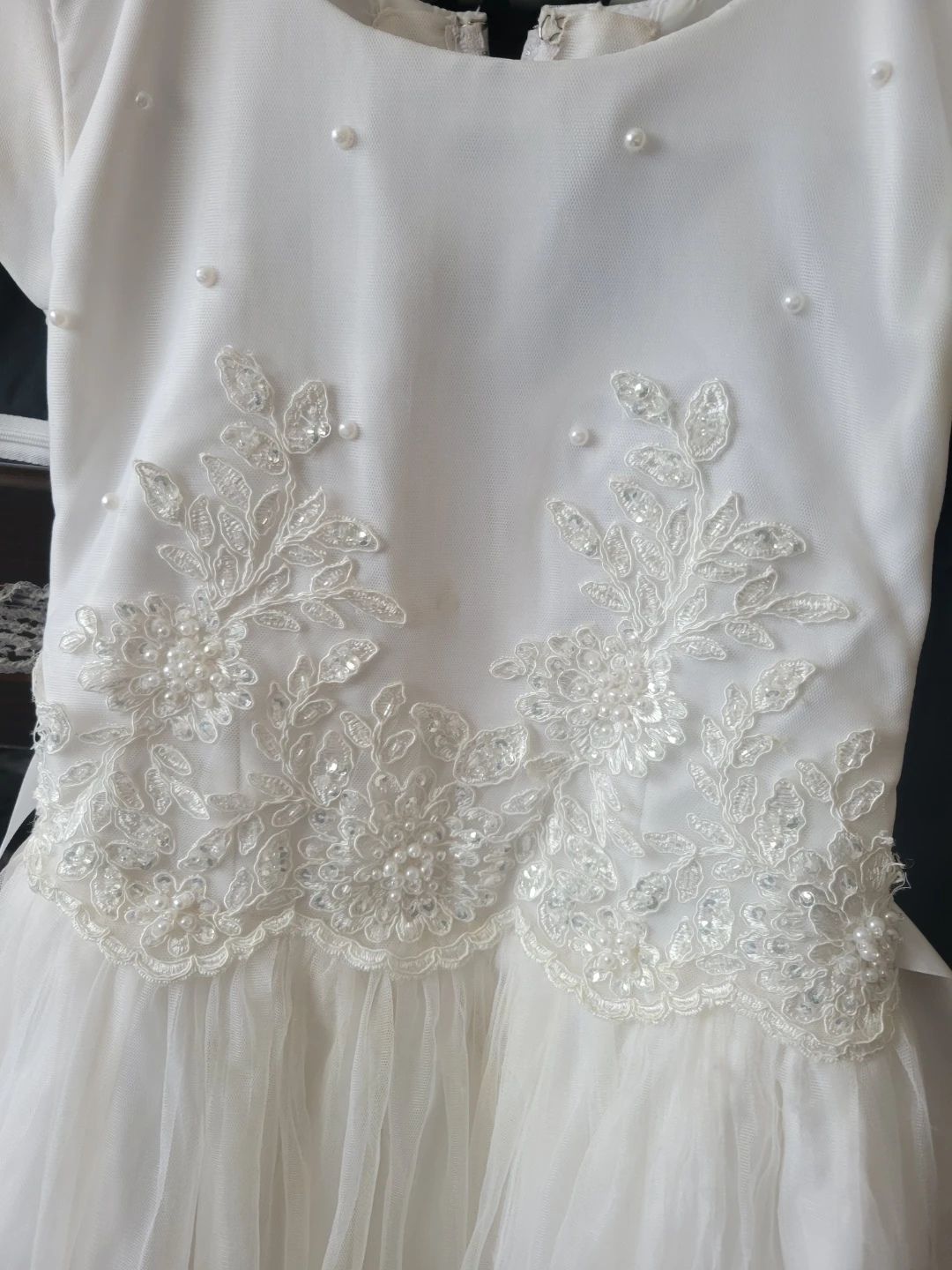 White Formal Dress with Pearls and Lace - photo 2