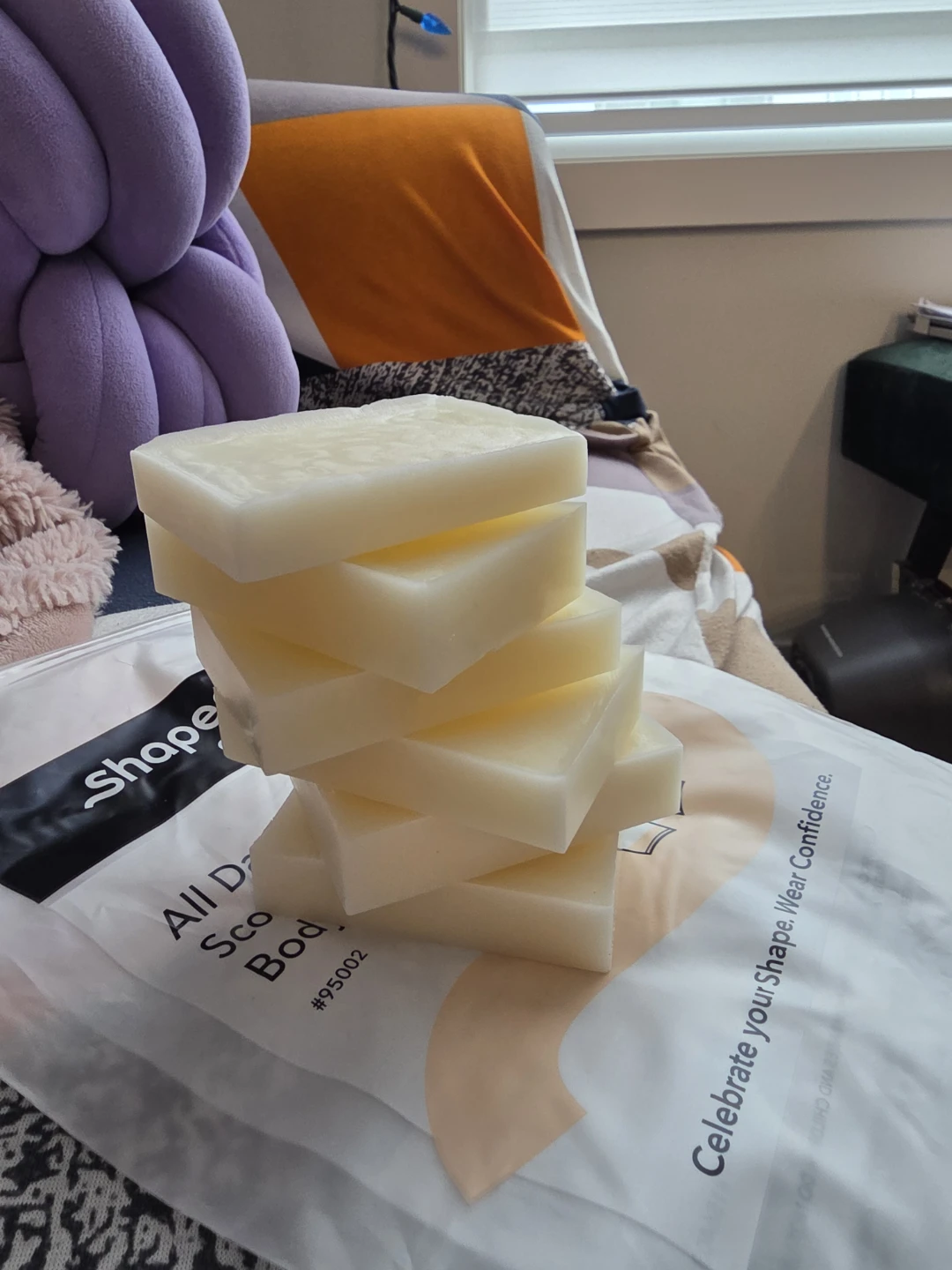 Set of 6 honey & vanilla melting wax