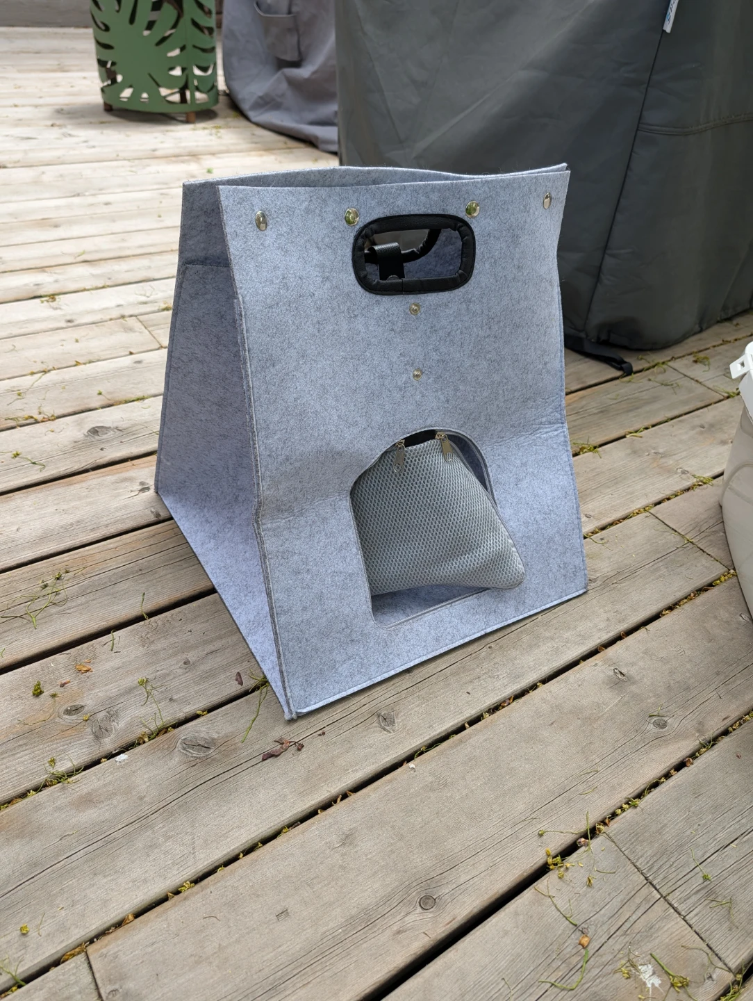Cat house, small cat blankets, cat pan liners and hairball gel