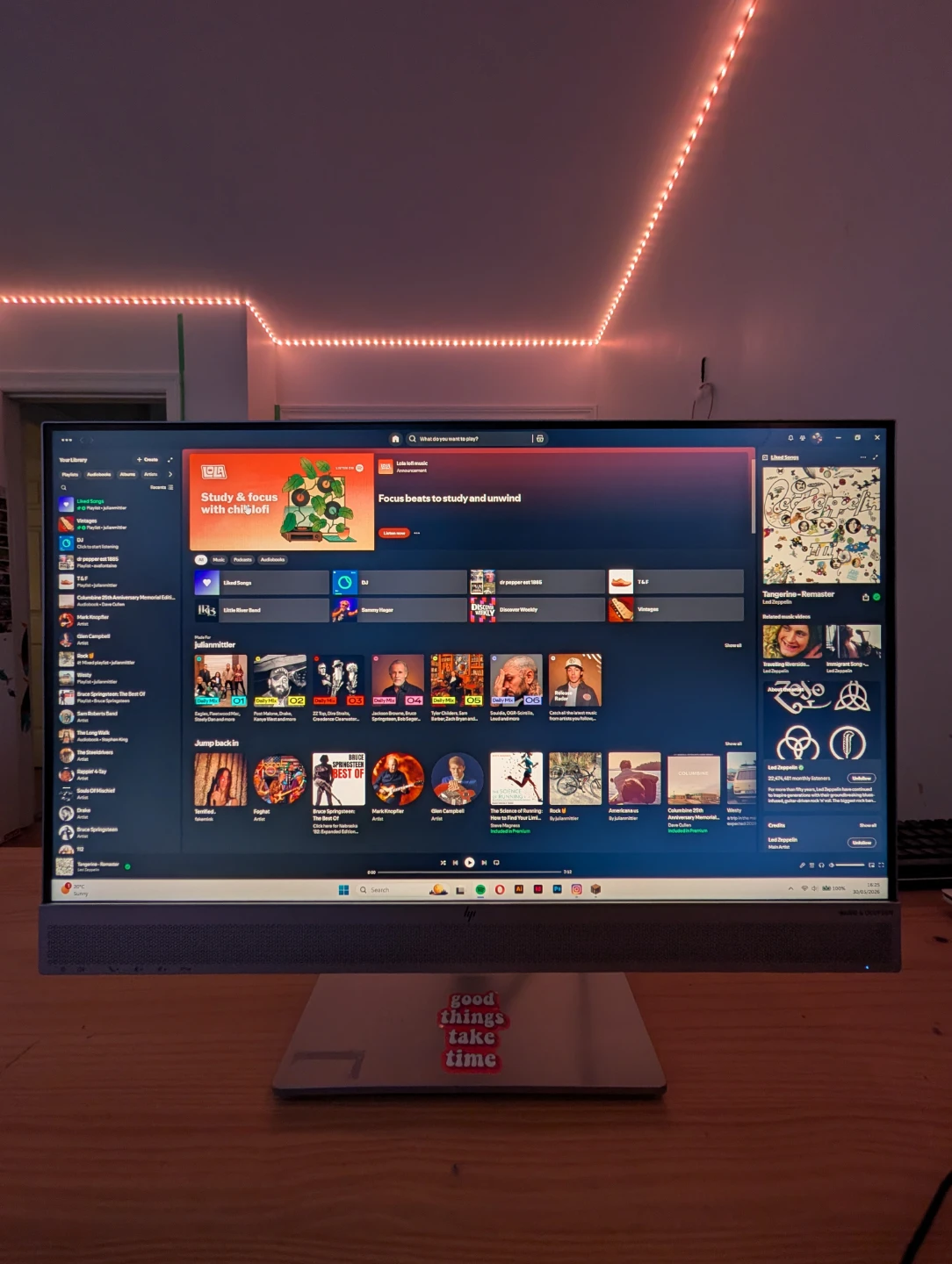 HP 23.8" Monitor - photo 2