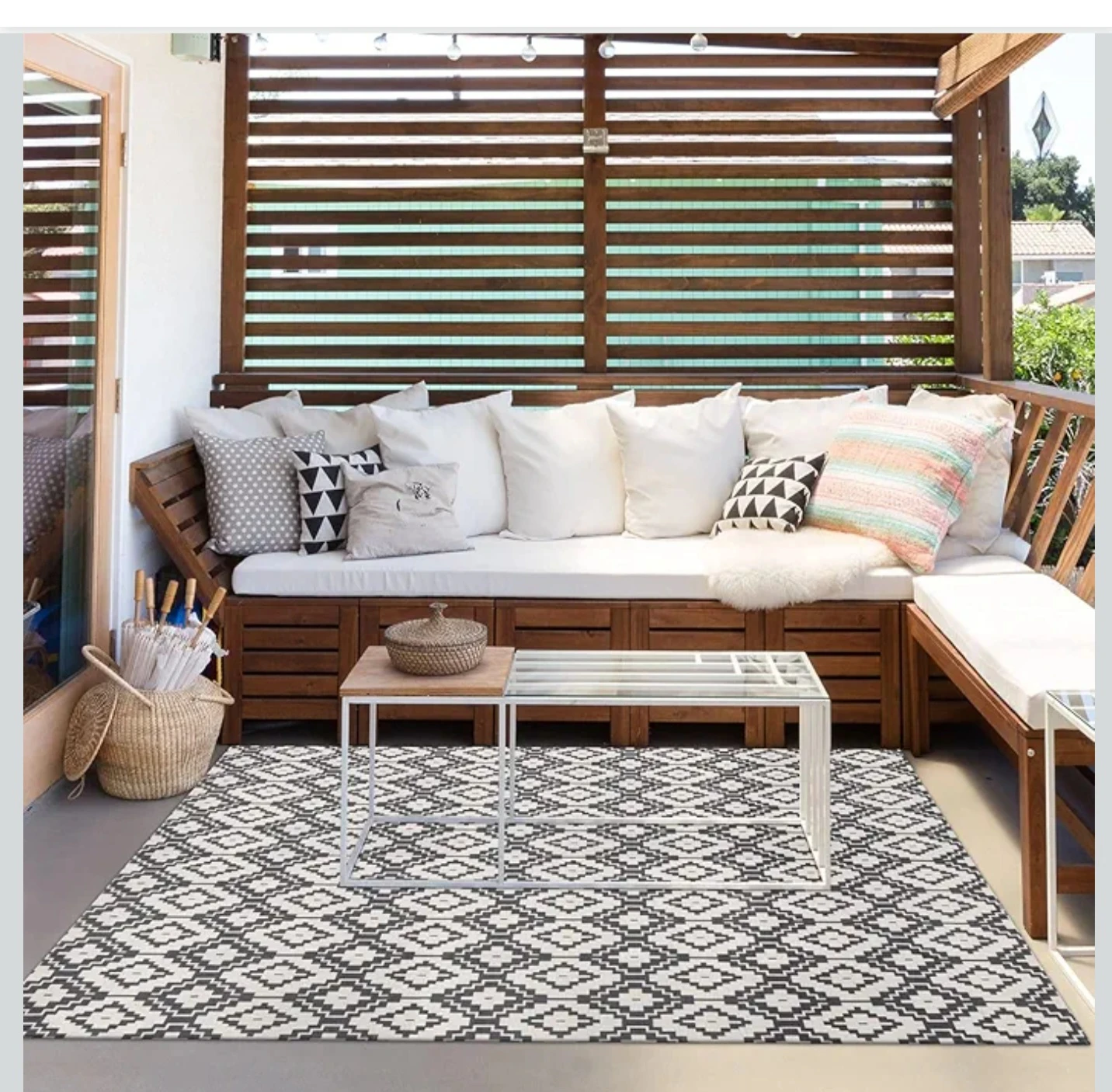 Grey and White Hand Woven Indoor Outdoor Rug