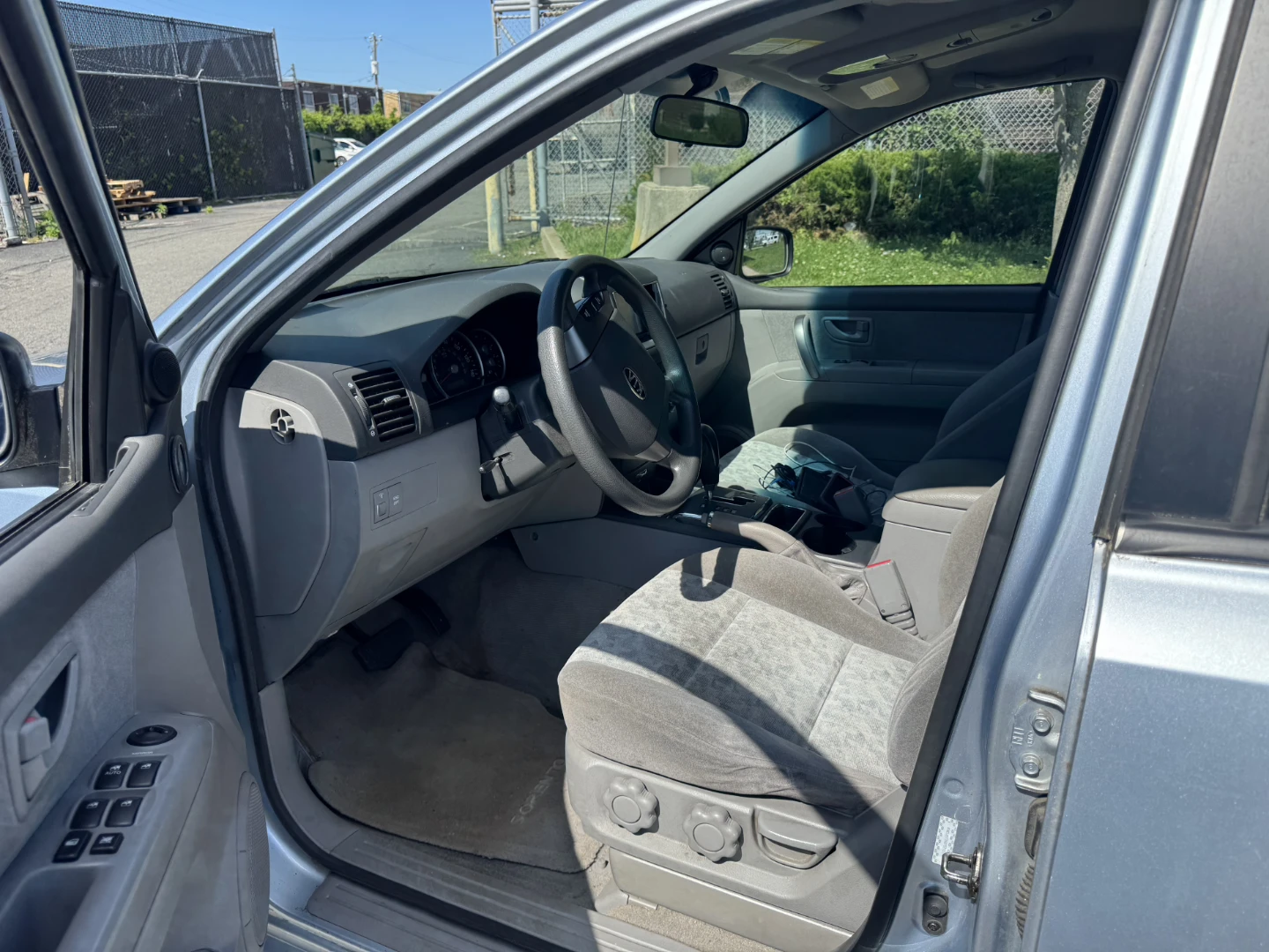 2007 Light Blue Kia Sorento SUV - photo 4