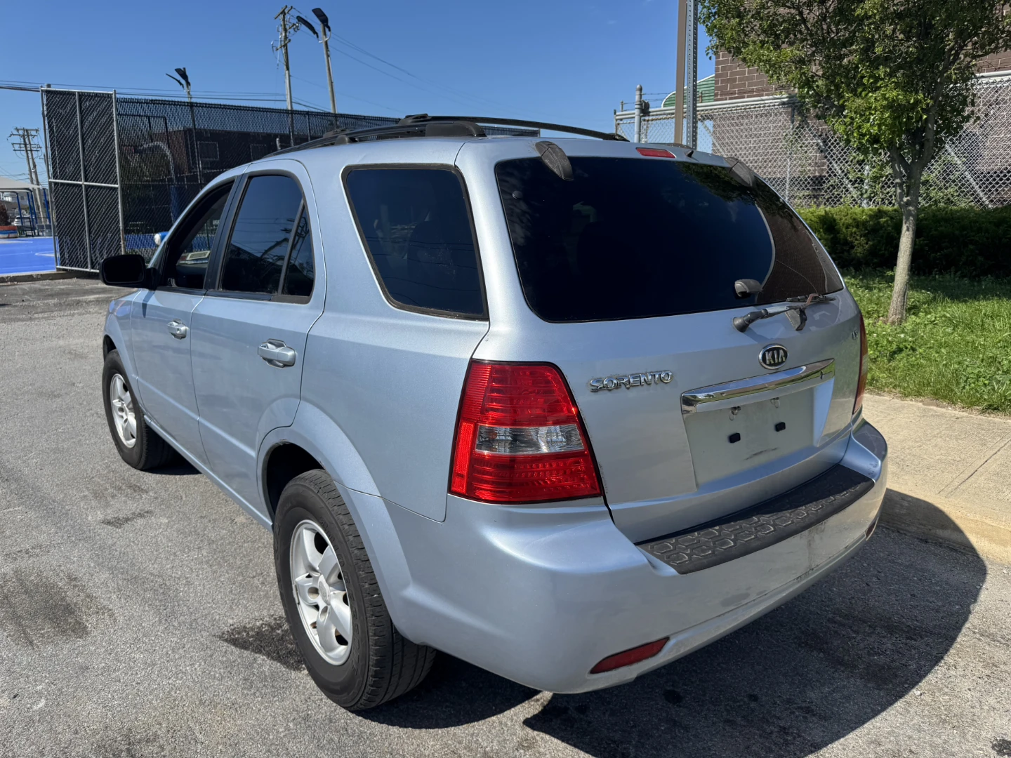 2007 Light Blue Kia Sorento SUV - photo 5