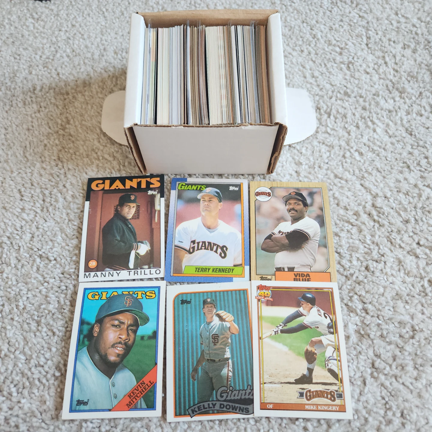 San Francisco Giants, 100 Baseball Cards Team lot - photo 3