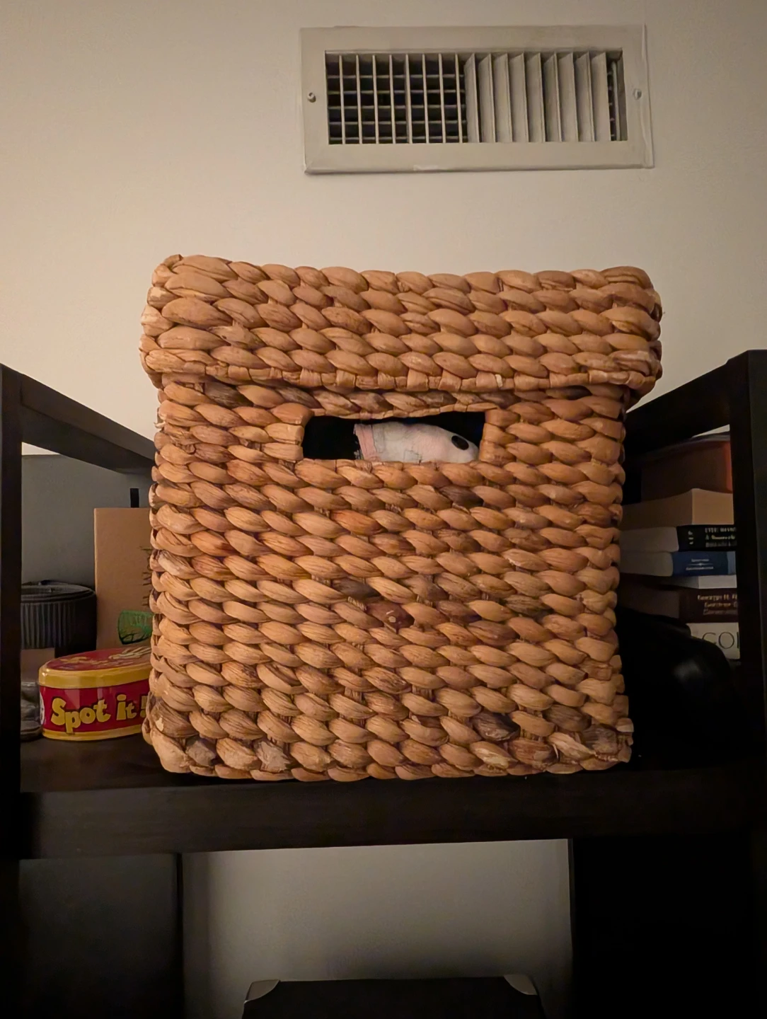 3 Woven Water Hyacinth Storage Baskets with lids - photo 2