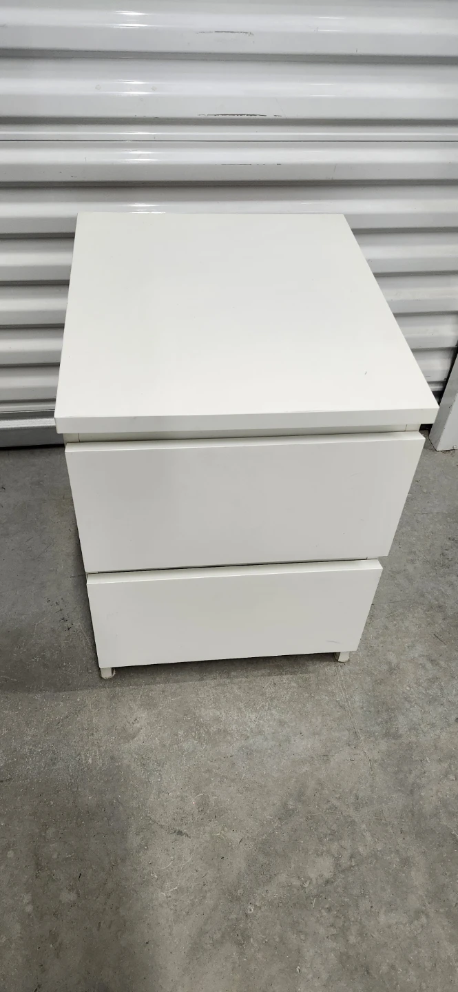 Ikea malm night stand