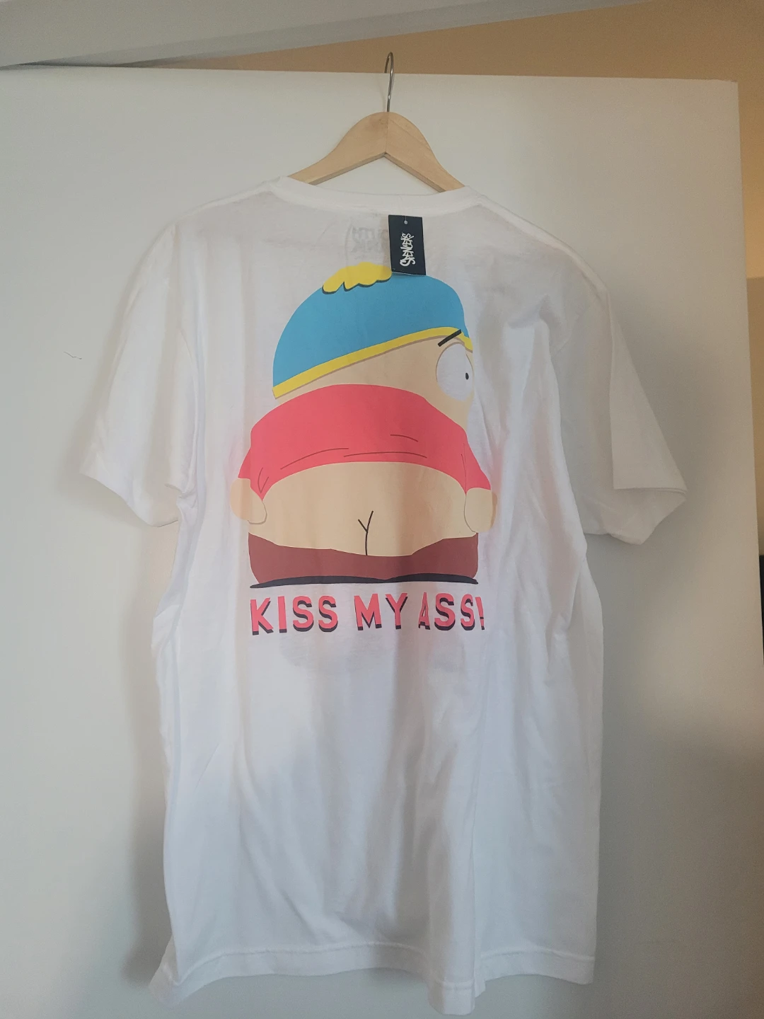 L - NWT South Park Eric Cartman Graphic Tee - photo 2