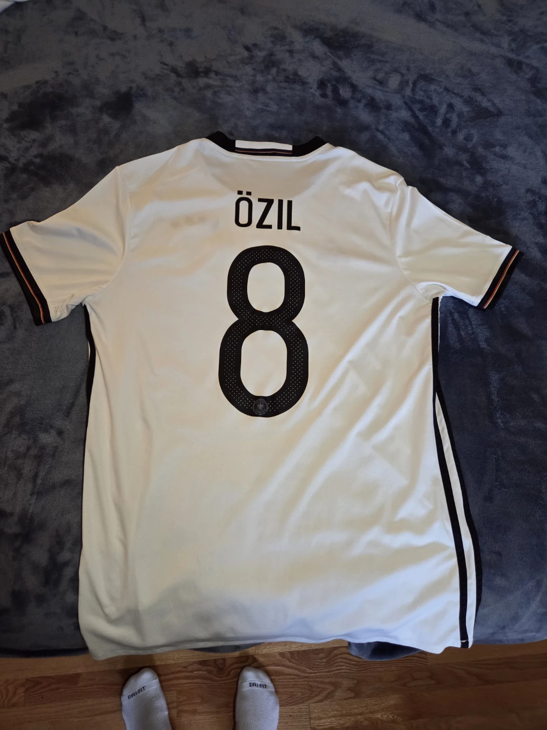 Adidas Germany Soccer Jersey #8 Ozil Men's Size M - photo 2