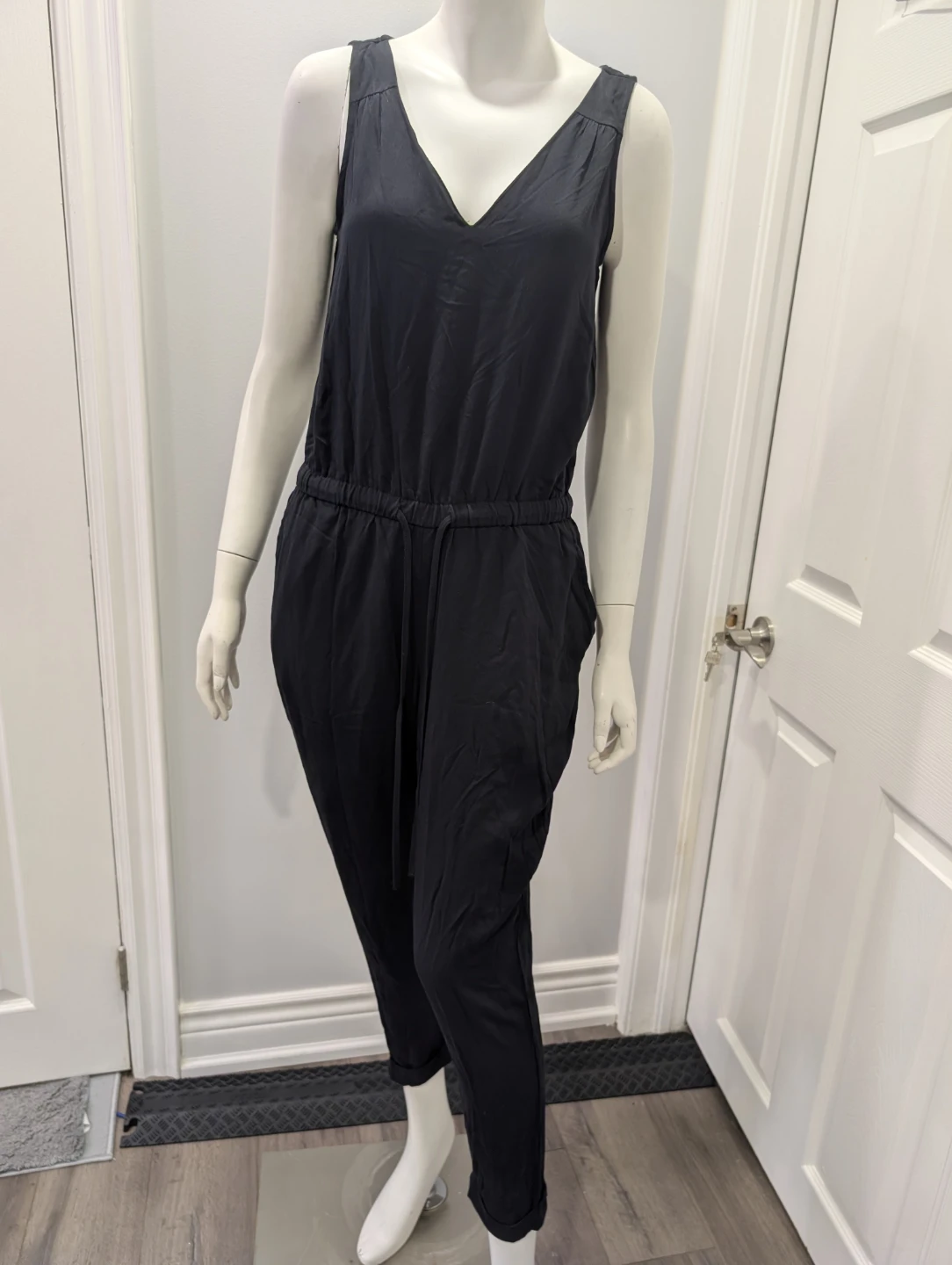 NWT - Women's Old Navy Black Jumpsuit Size XS