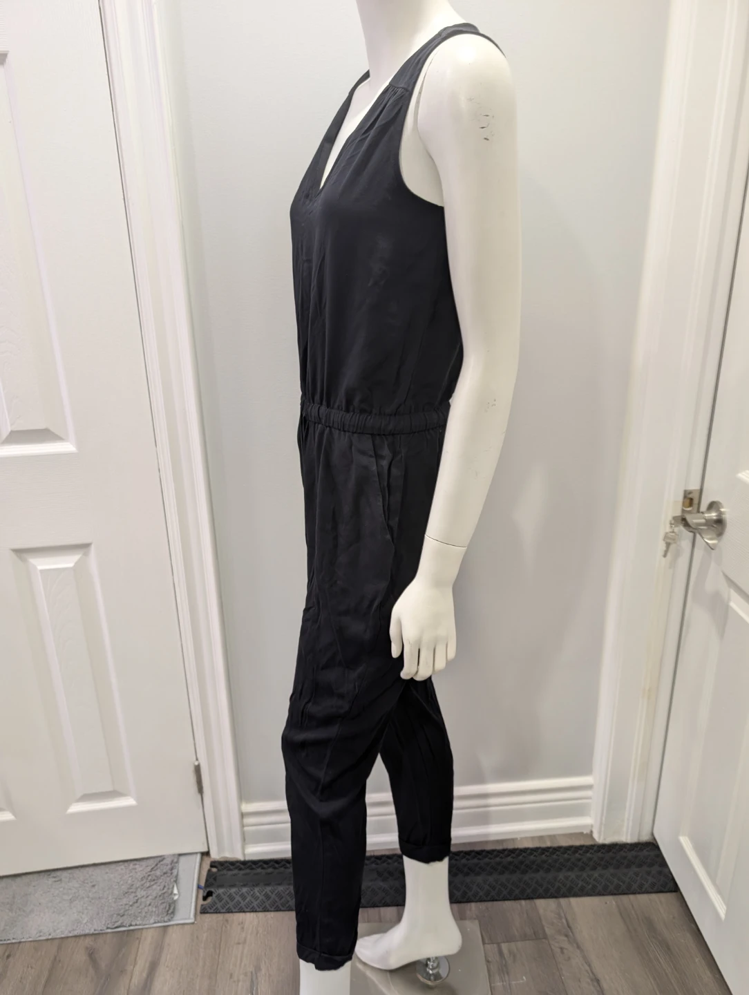 NWT - Women's Old Navy Black Jumpsuit Size XS - photo 3