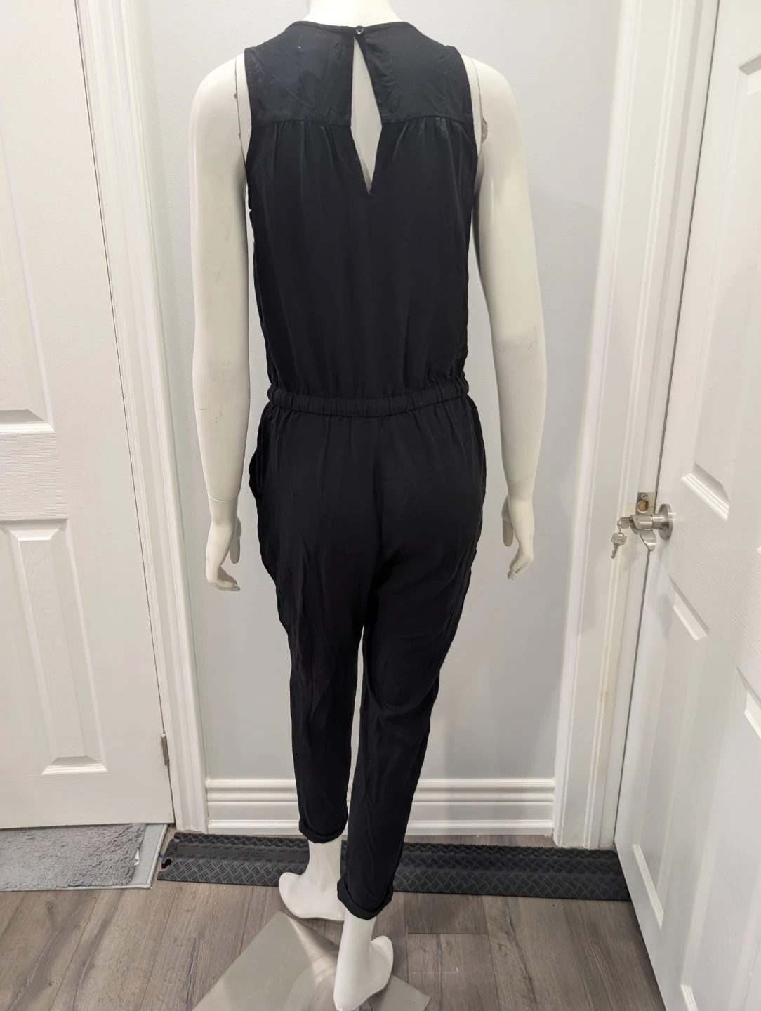 NWT - Women's Old Navy Black Jumpsuit Size XS - photo 4