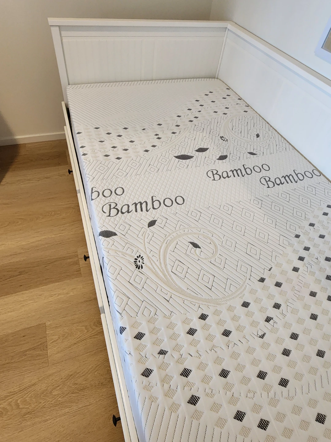 Pull-Out / Extendable Ikea HEMNES Day bed with 3 Drawers - photo 5