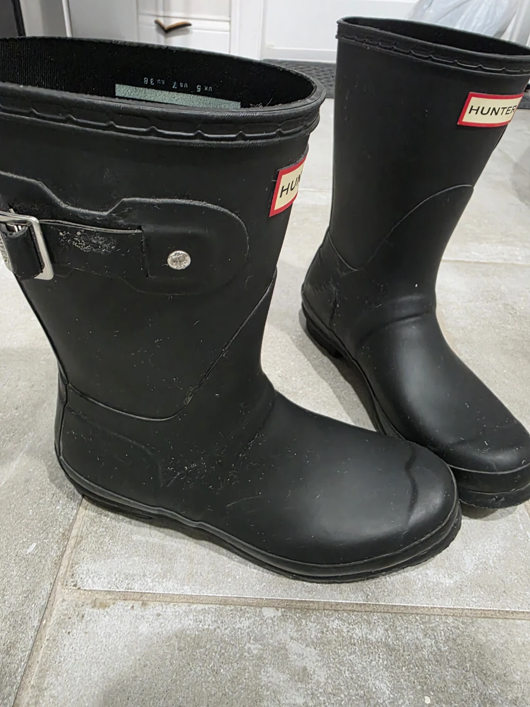 Hunter Women's Black Rubber Ankle Rain Boots size 7