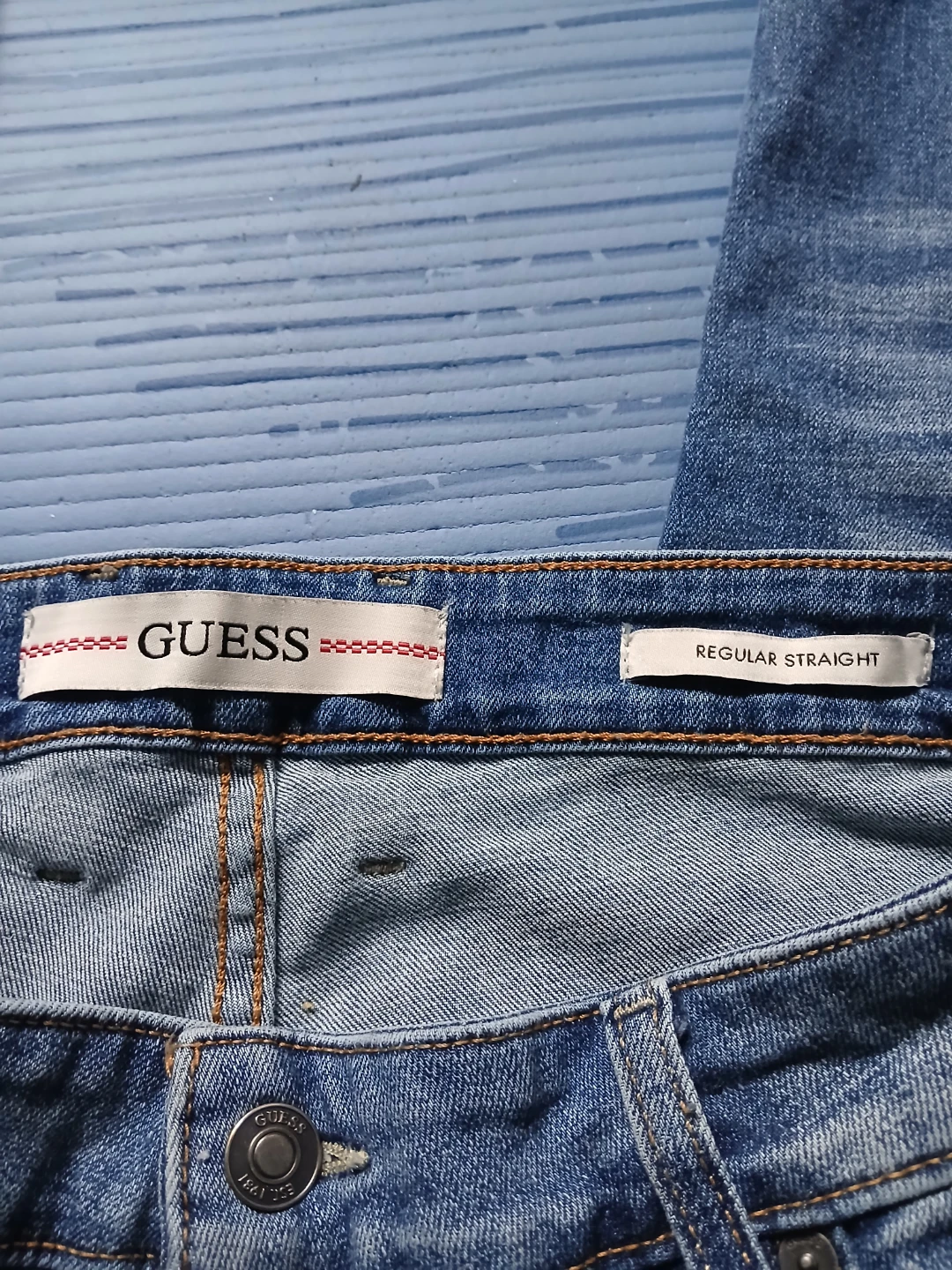 Guess Regular Straight Jeans - Blue - Men's Size 33x32 - photo 2