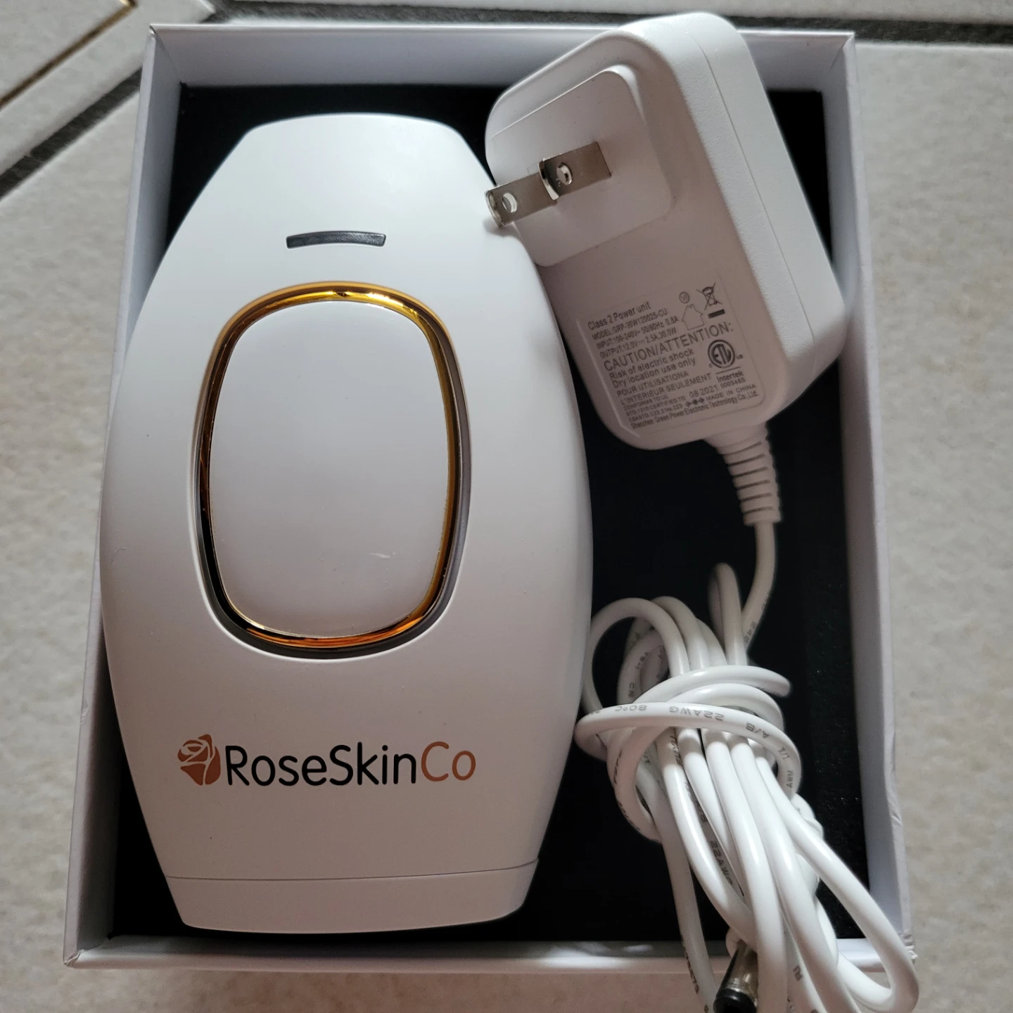 RoseSkinCo IPL Hair Removal Handset with Charger - photo 3