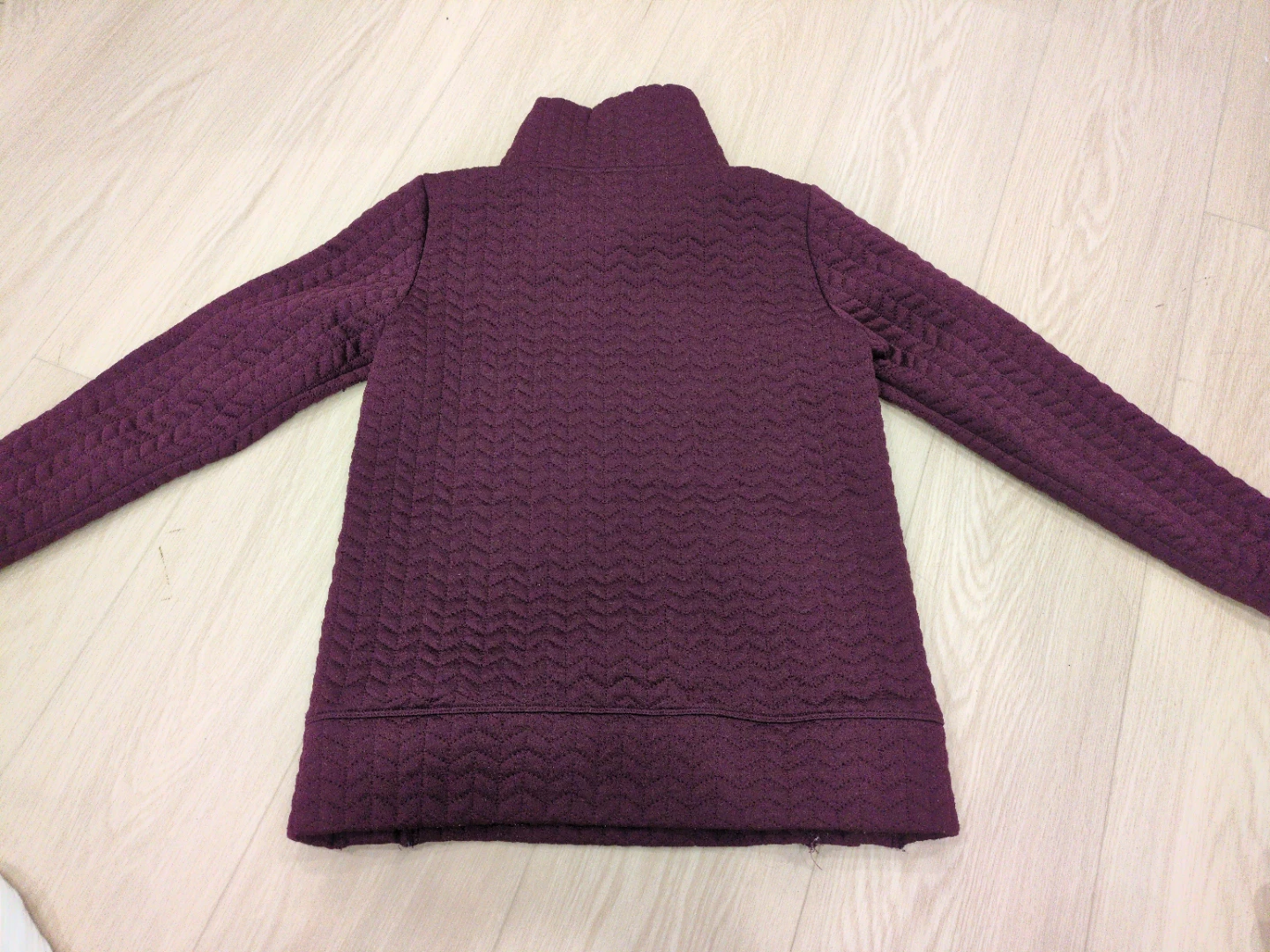 Bundle of 3 Women's Tops - photo 2