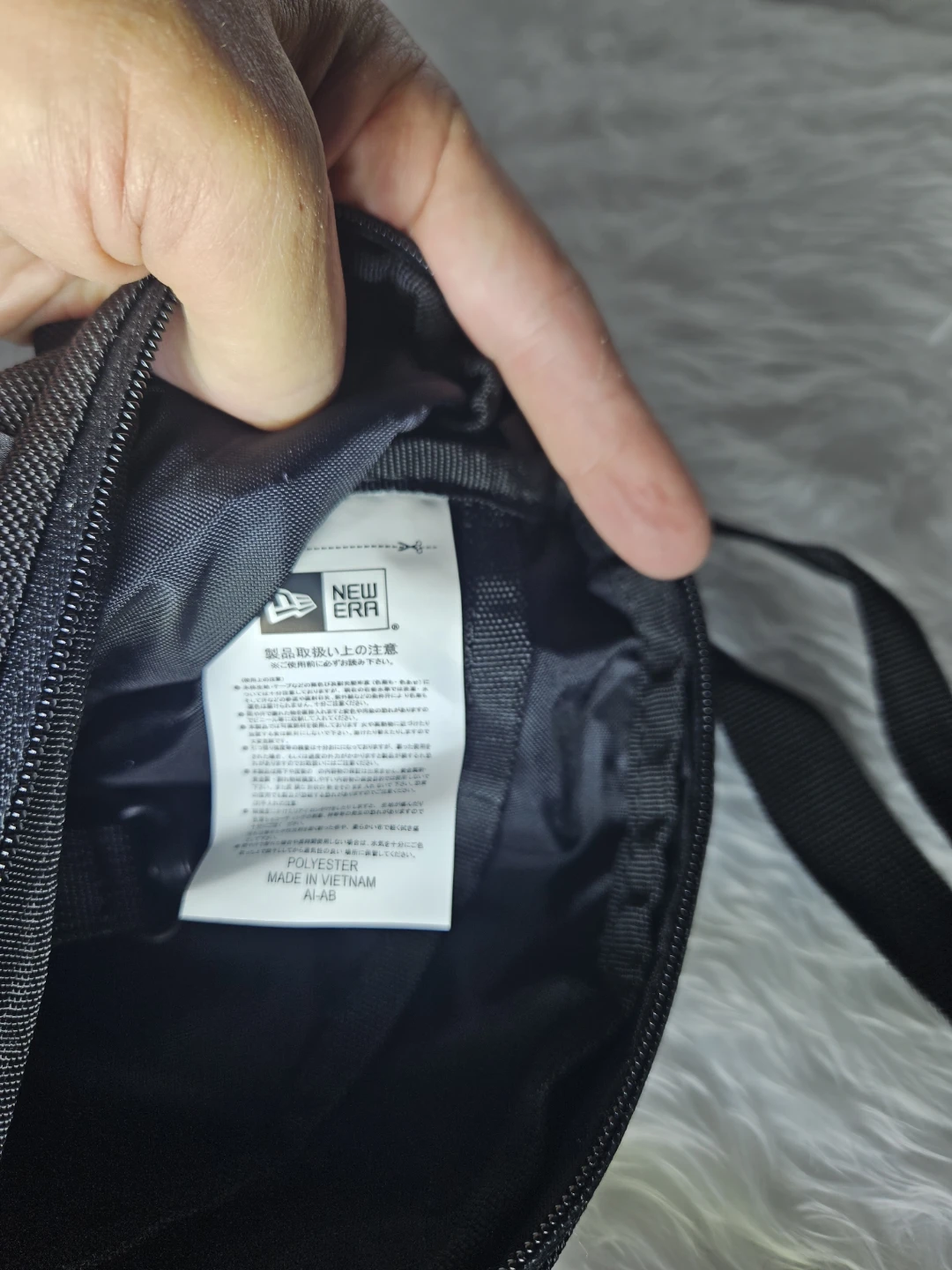 New Era Black Crossbody Bag - photo 3