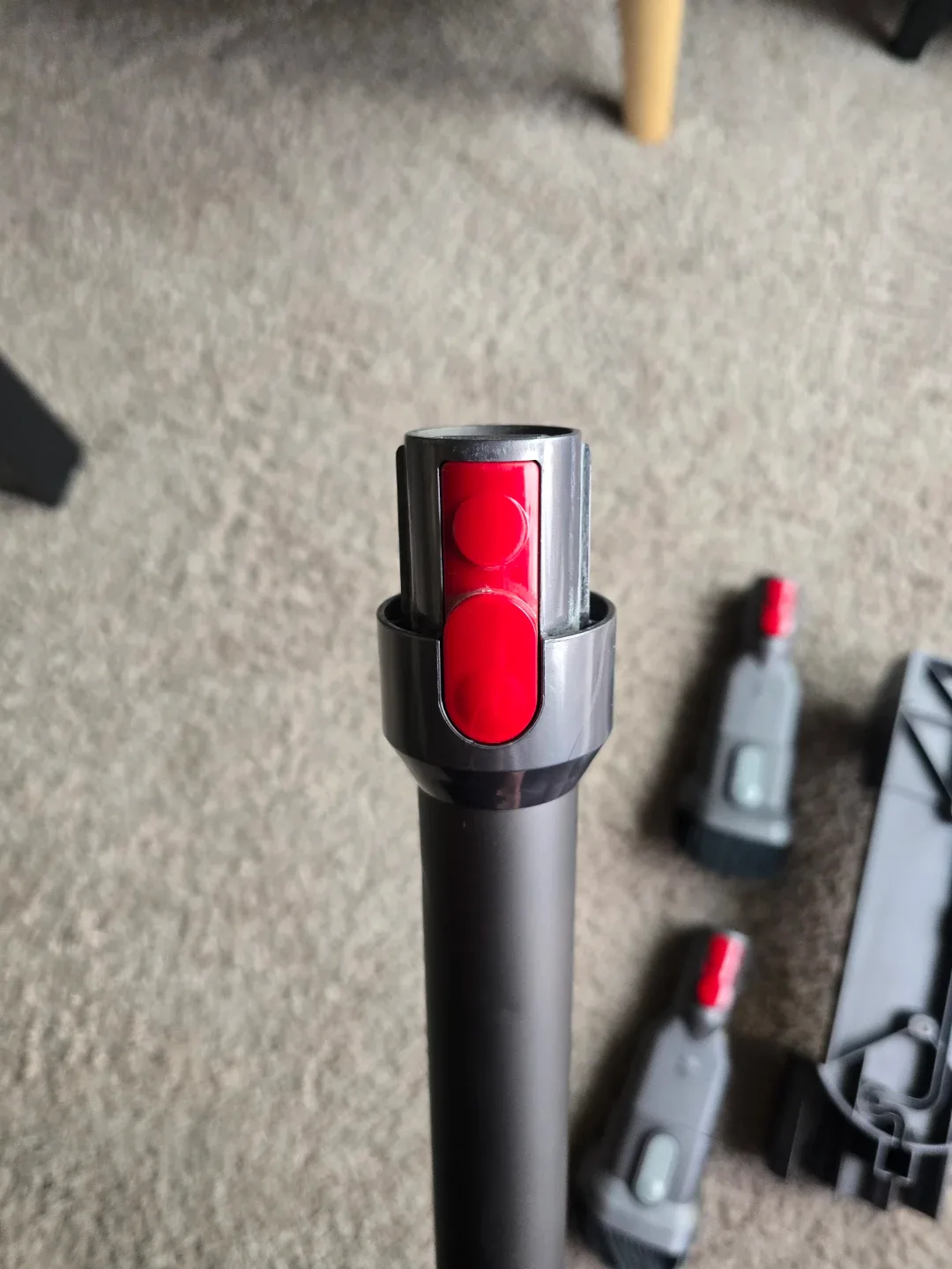 Dyson V7 Docking Station Accessory Wall Mount,Combination Brush - photo 3