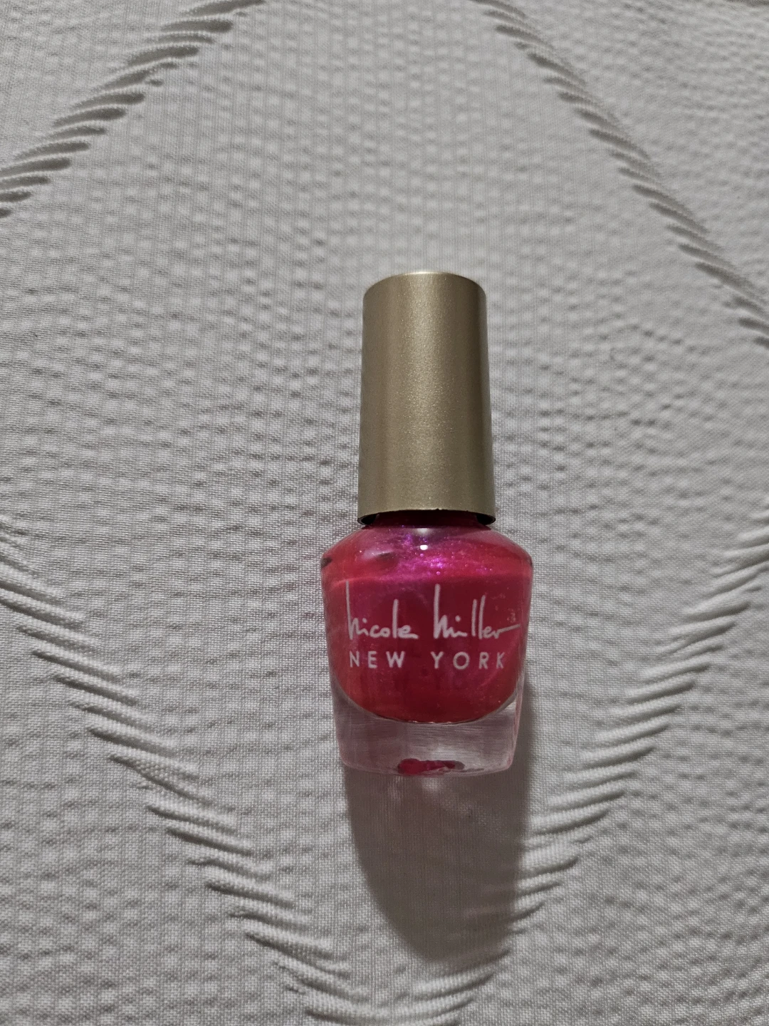 Electric Fuchsia color - Nicole Miller New York Nail Polish - photo 2