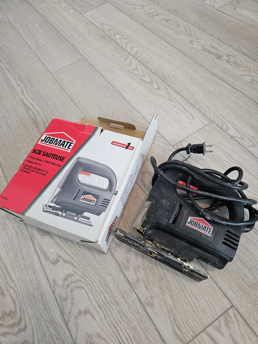 JOBMATE Jigsaw - SCIE SAUTEUSE
